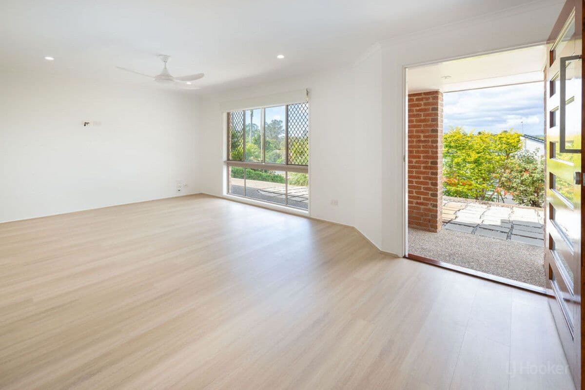 49 Jack Nicklaus Way, Parkwood QLD 4214, Parkwood - Thumbnail 2