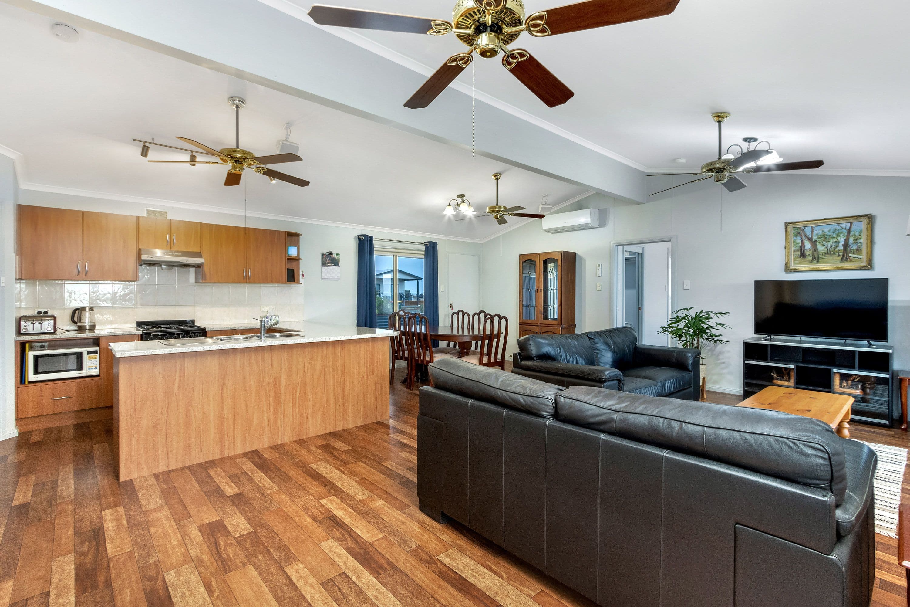16 Petrel Crescent, Thompson Beach SA 5501, Thompson Beach - Thumbnail 3