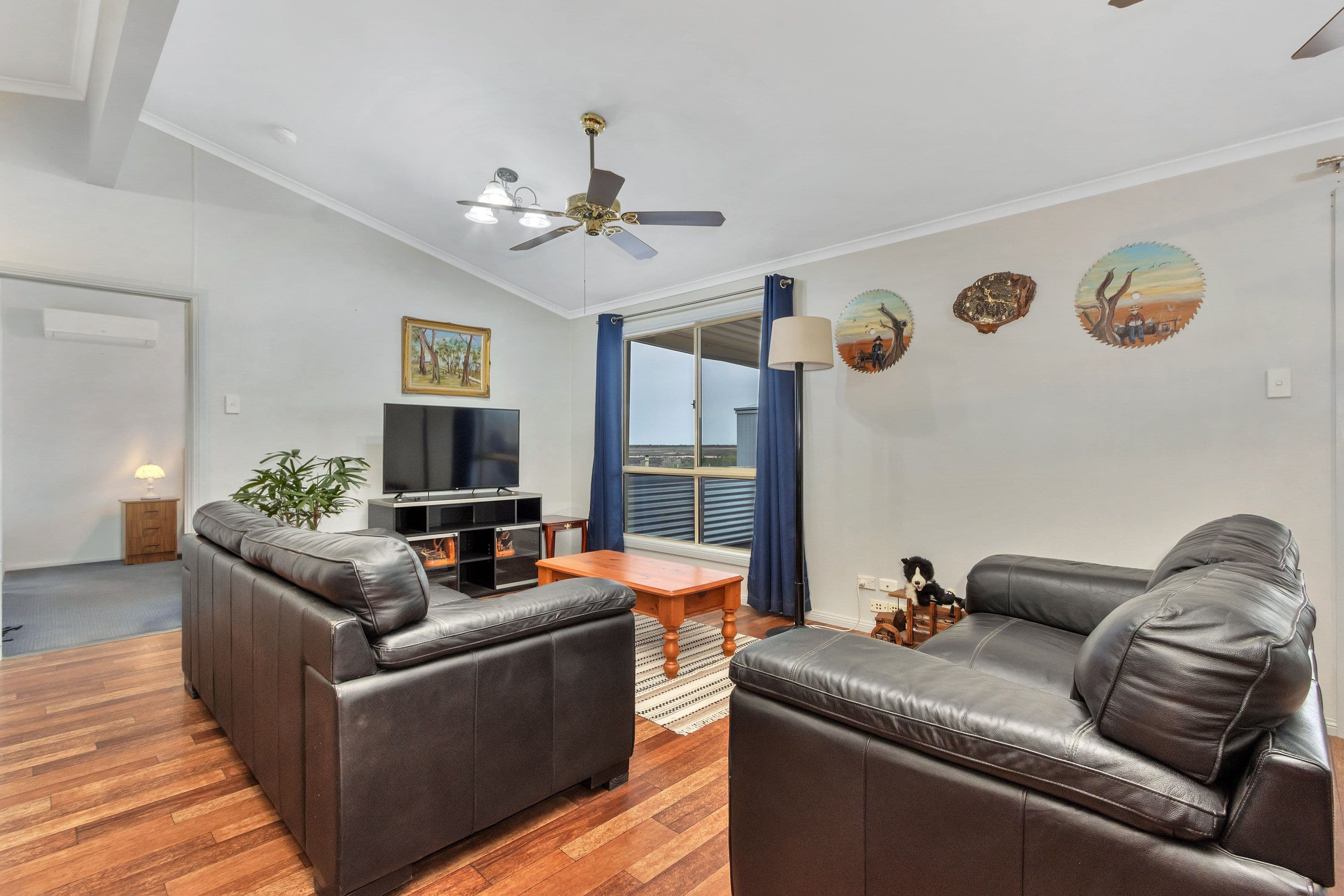 16 Petrel Crescent, Thompson Beach SA 5501, Thompson Beach - Thumbnail 4