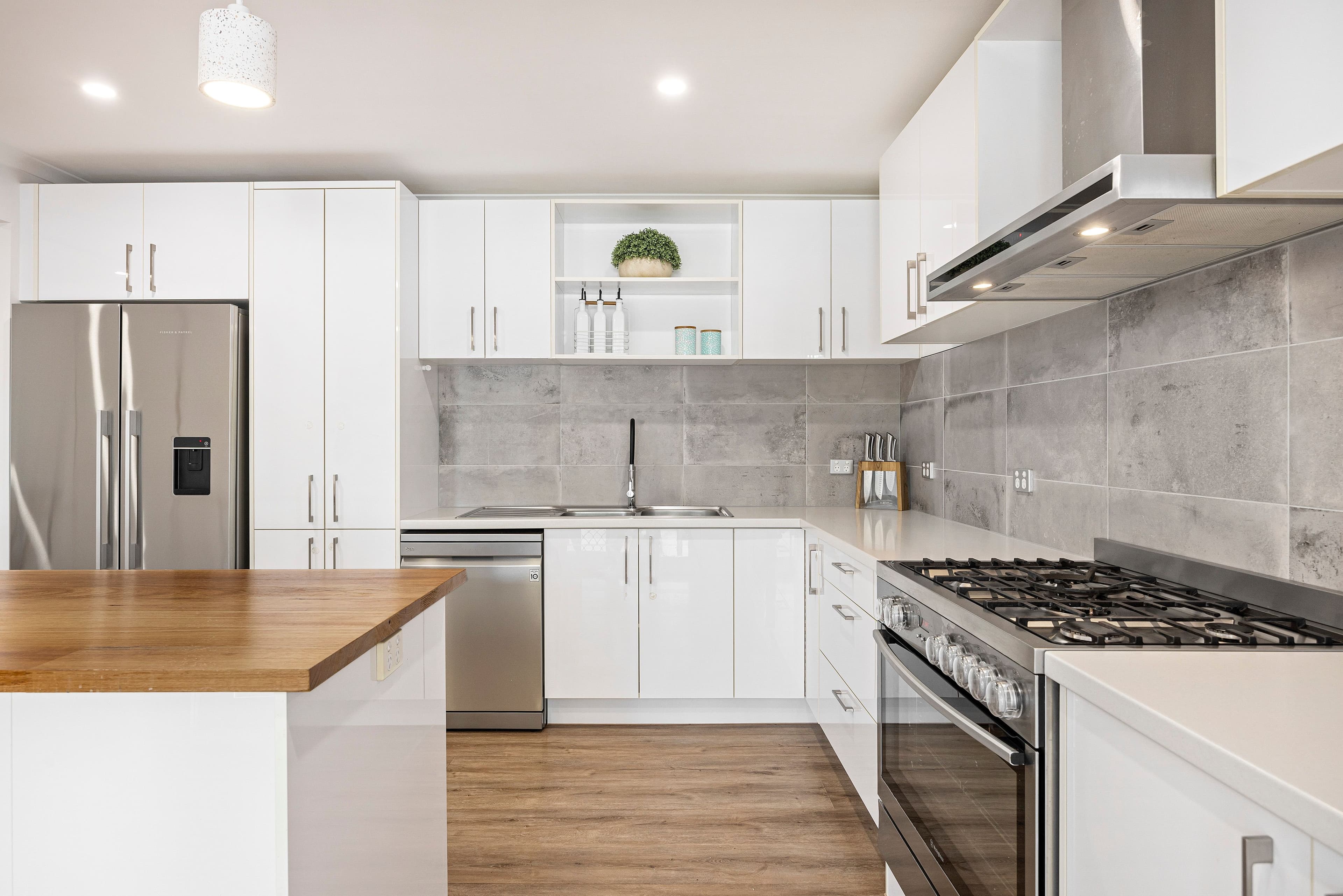 21 Fullbrook Drive, Sunbury VIC 3429, Sunbury - Thumbnail 4