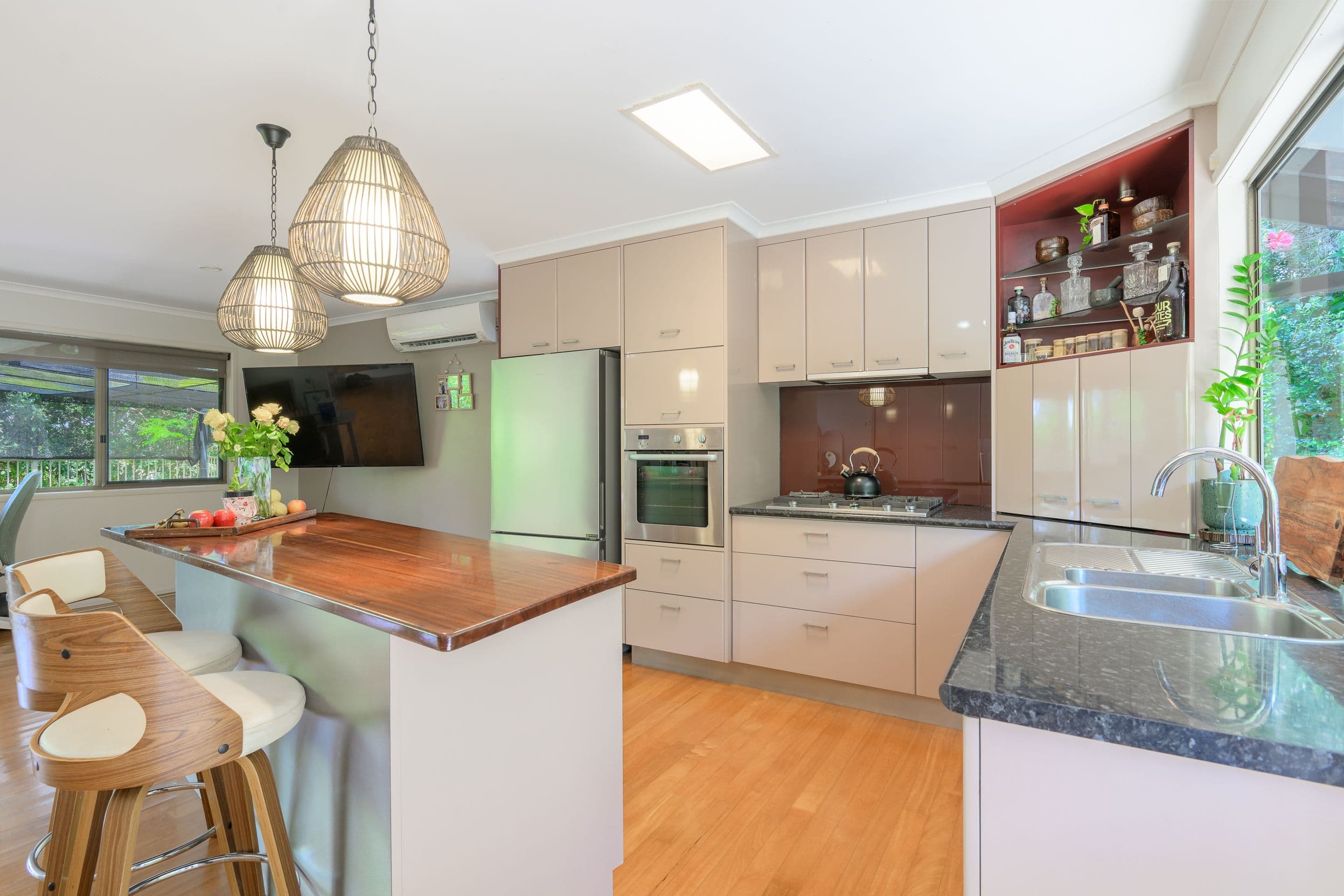 4 Biarri Street, Glen Eden QLD 4680, Glen Eden - Thumbnail 4