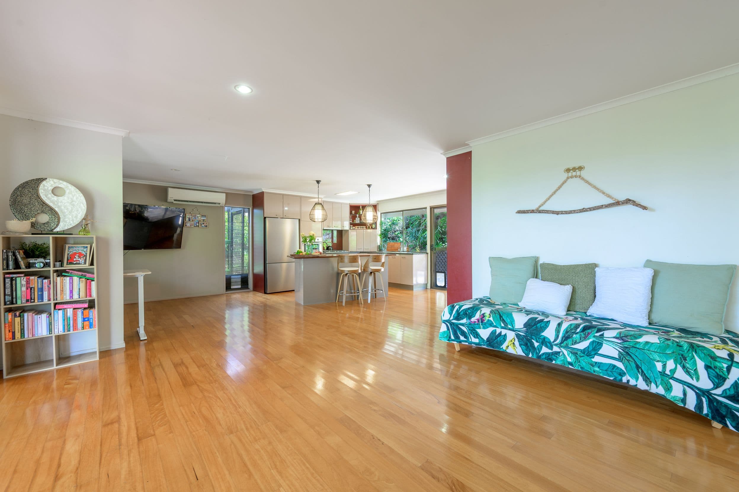 4 Biarri Street, Glen Eden QLD 4680, Glen Eden - Thumbnail 6