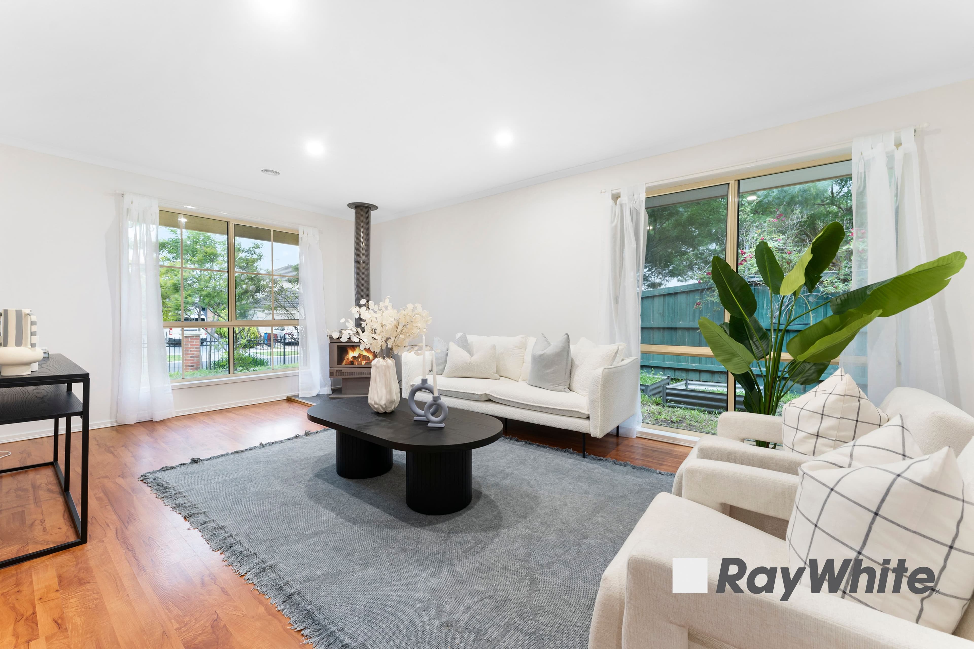 12 Lansbury Drive, Narre Warren South VIC 3805, Narre Warren South - Thumbnail 3