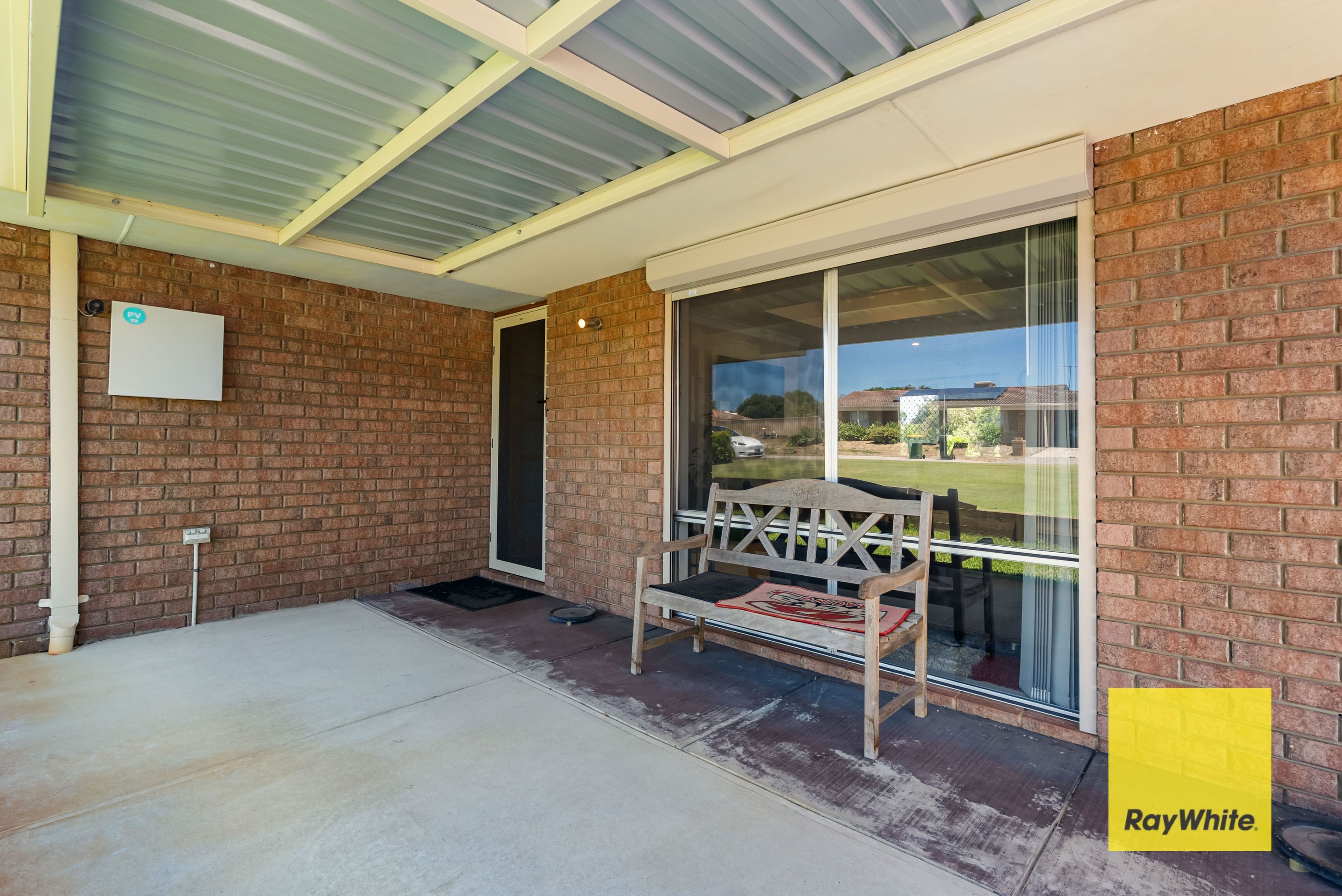 77 Murchison Way, Gosnells WA 6110, Gosnells - Thumbnail 4