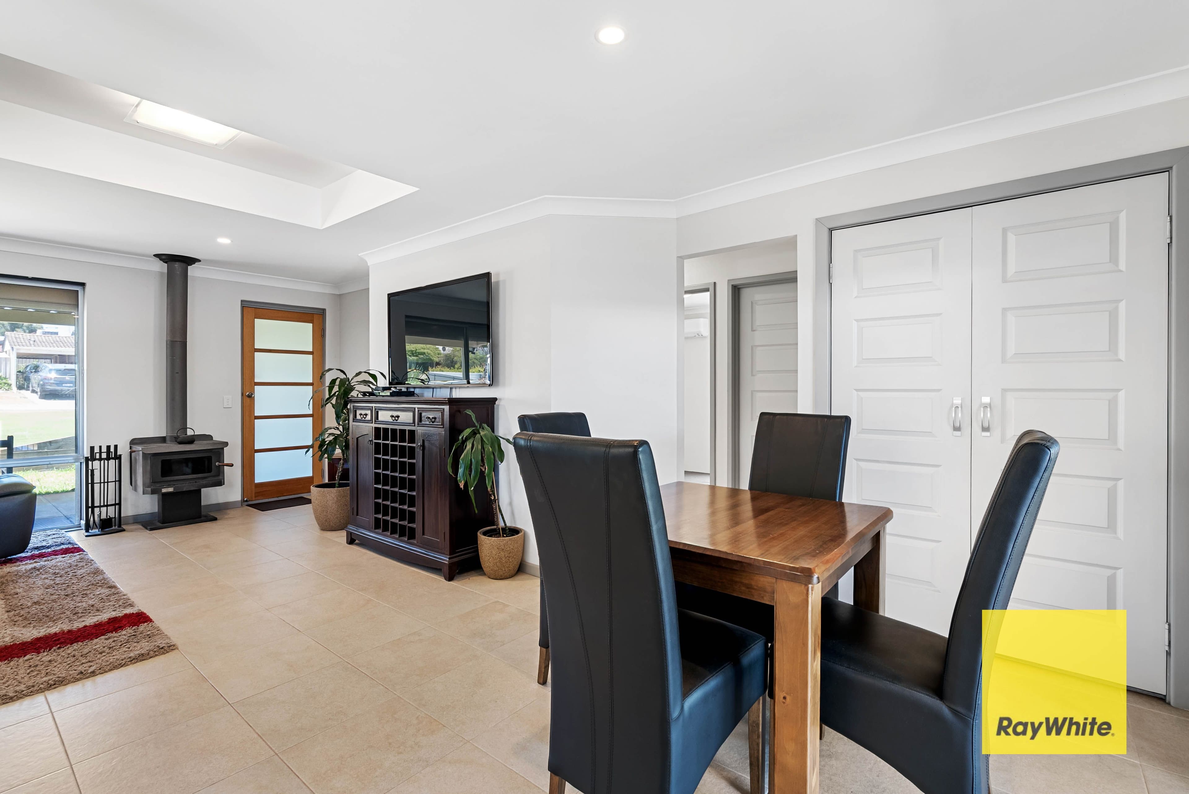 77 Murchison Way, Gosnells WA 6110, Gosnells - Thumbnail 8