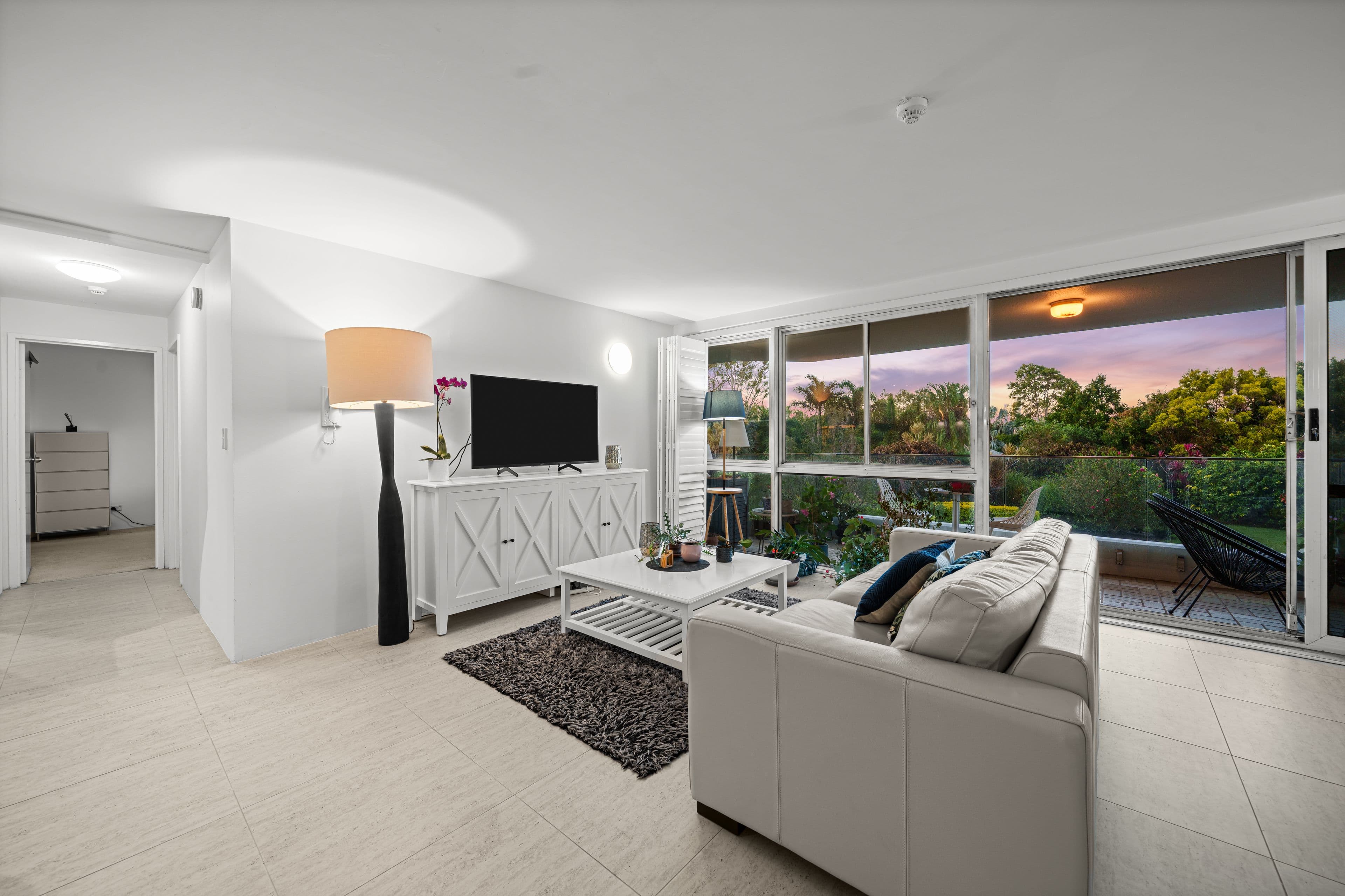 54 Hooker Boulevard, Mermaid Waters QLD 4218, Mermaid Waters - Thumbnail 5