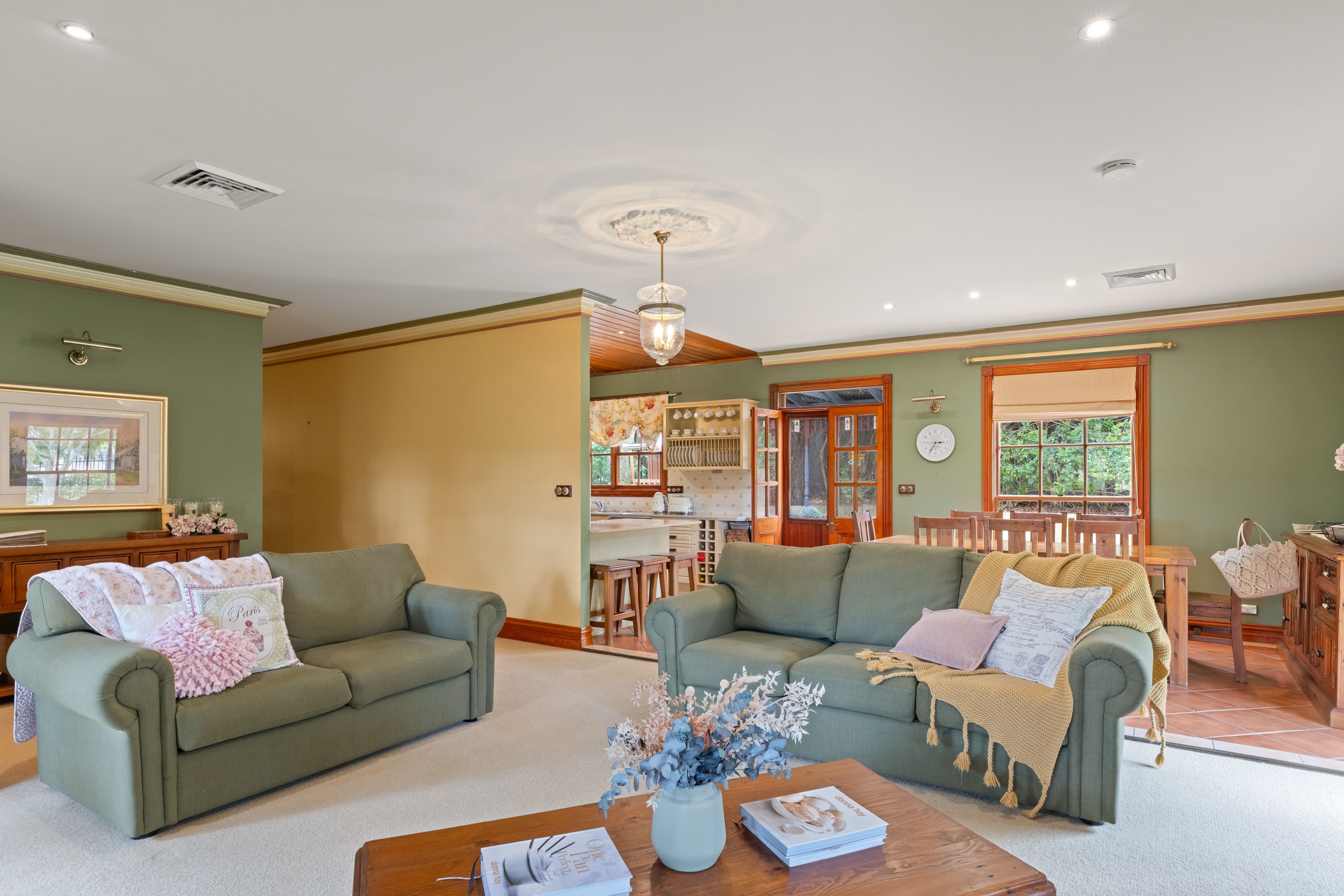 2 Dillon Close, Barden Ridge NSW 2234, Barden Ridge - Thumbnail 6