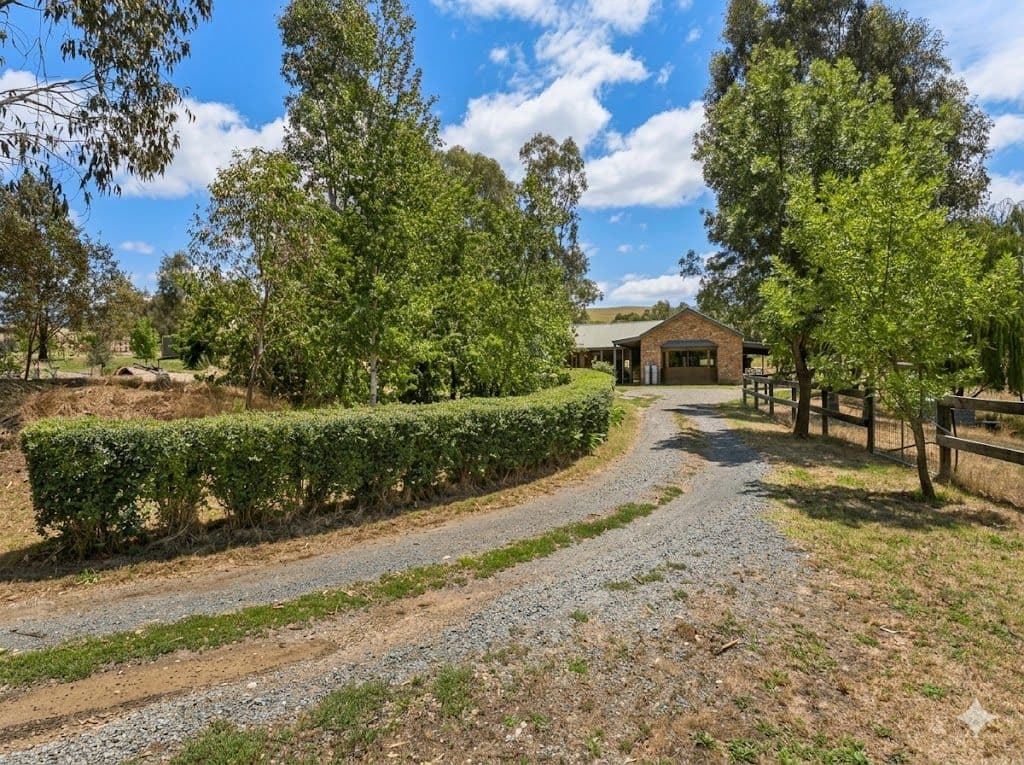 8 Wildon Avenue, Yackandandah VIC 3749, Yackandandah - Image 1