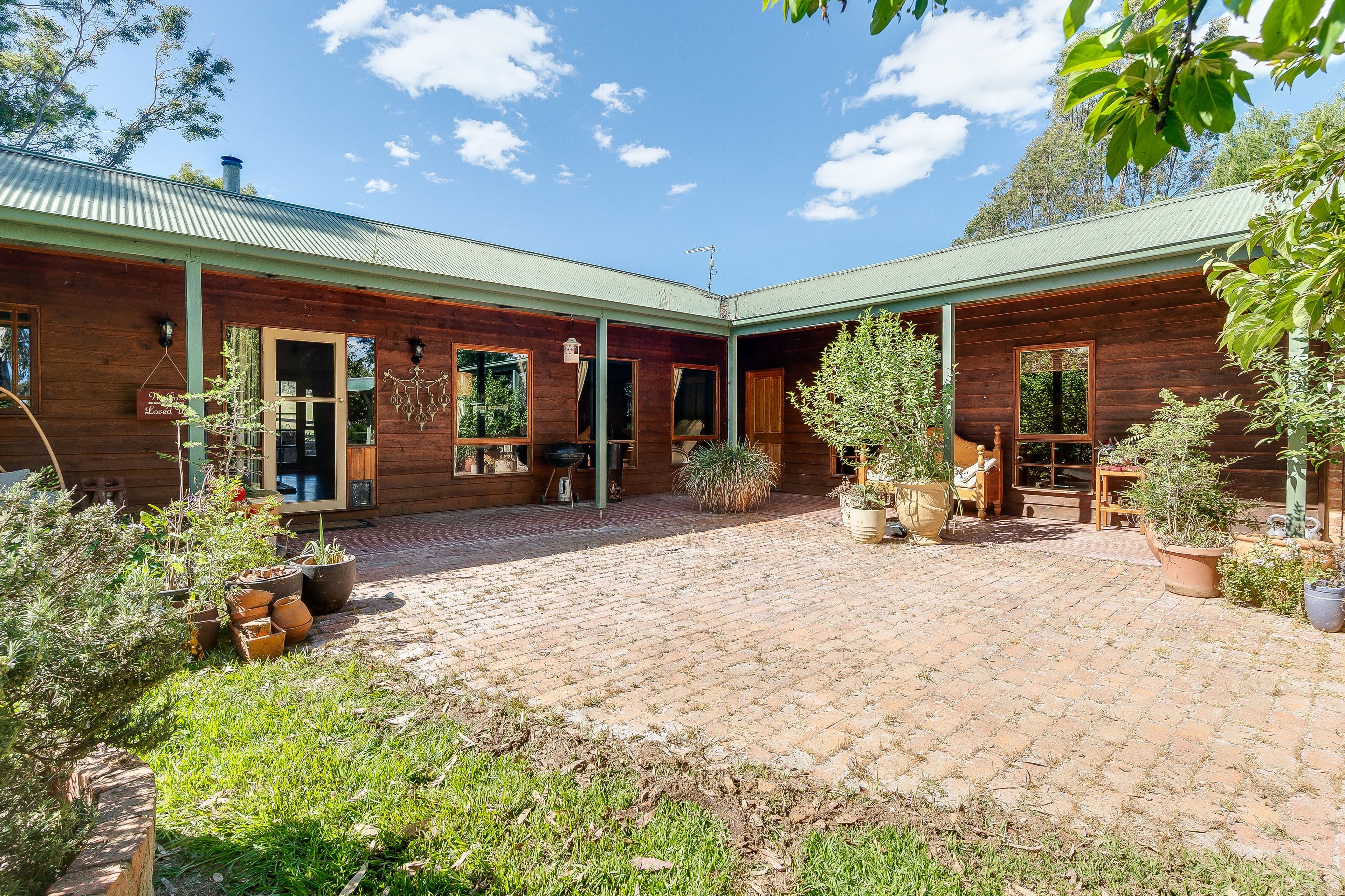 8 Wildon Avenue, Yackandandah VIC 3749, Yackandandah - Thumbnail 3