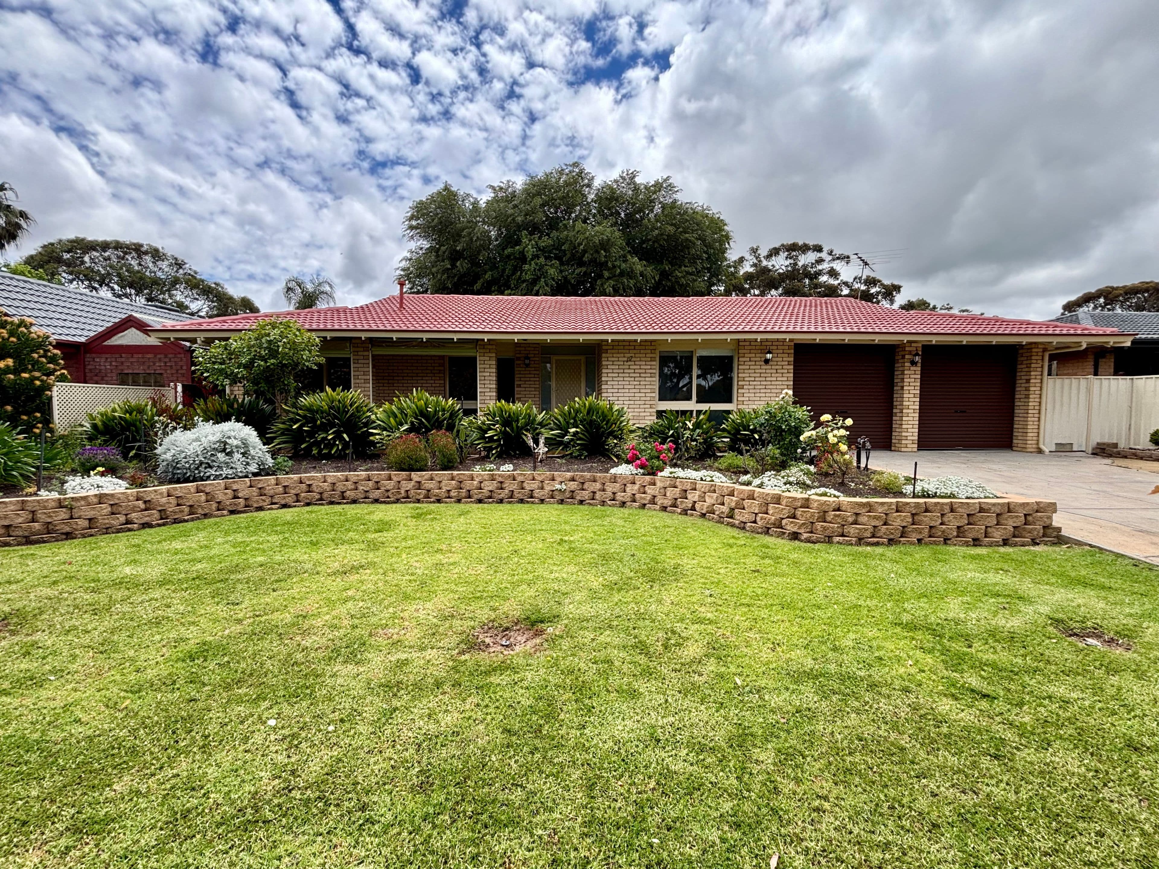 17 Jade Crescent, Aberfoyle Park SA 5159, Aberfoyle Park - Thumbnail 2