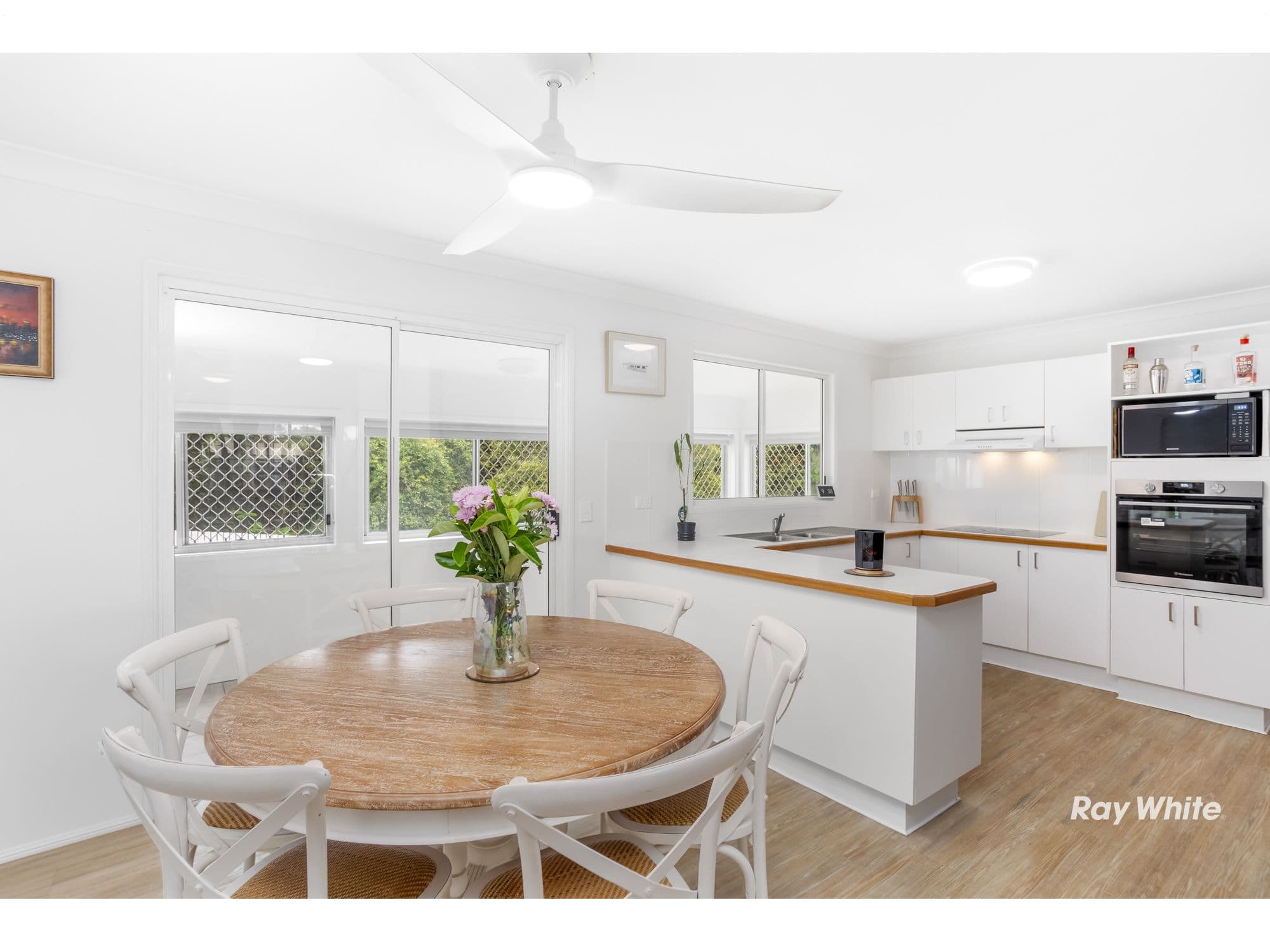 18 Skelton Drive, Yeppoon QLD 4703, Yeppoon - Thumbnail 2