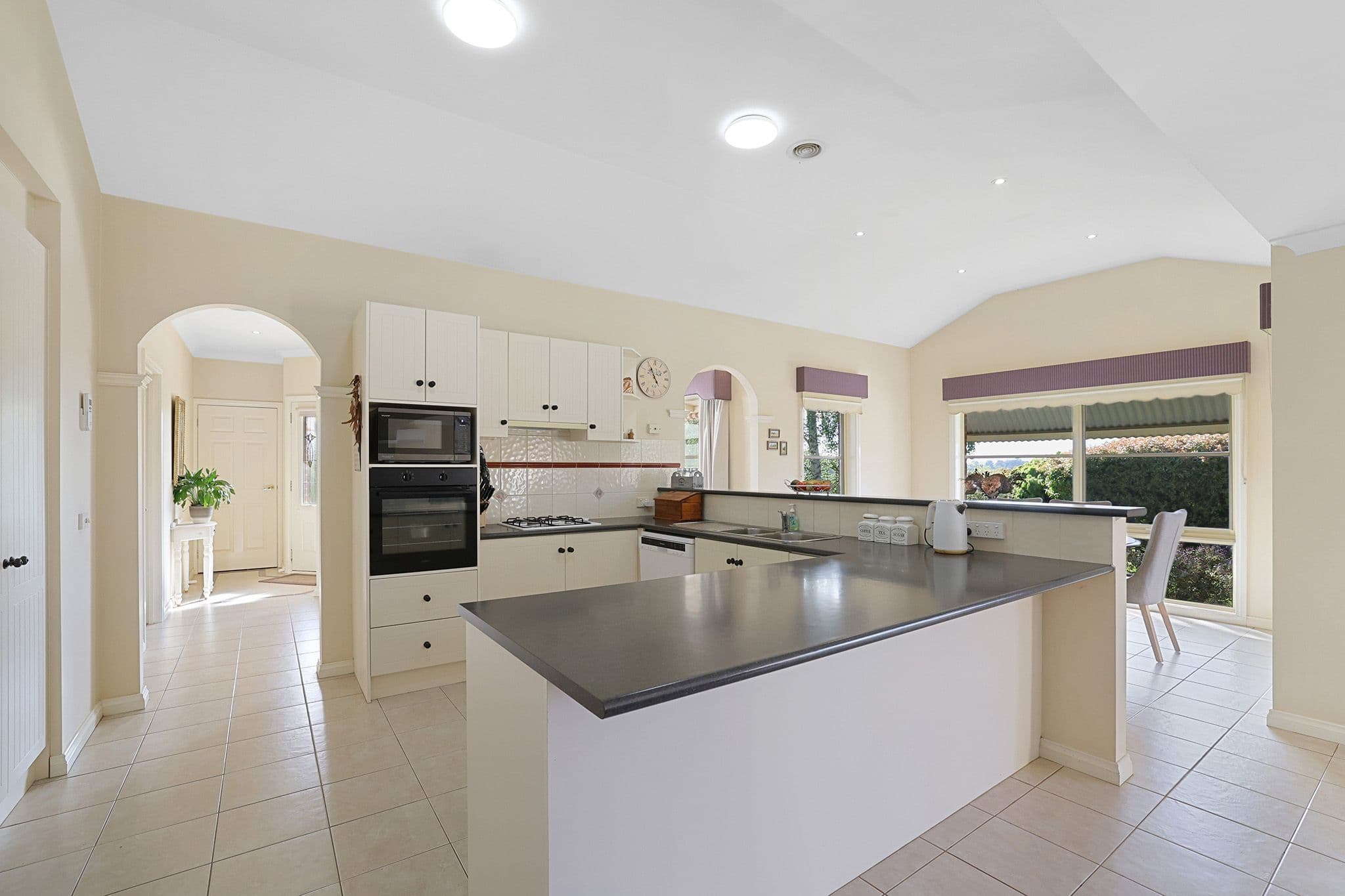 15 Patison Court, Drouin VIC 3818, Drouin - Thumbnail 3