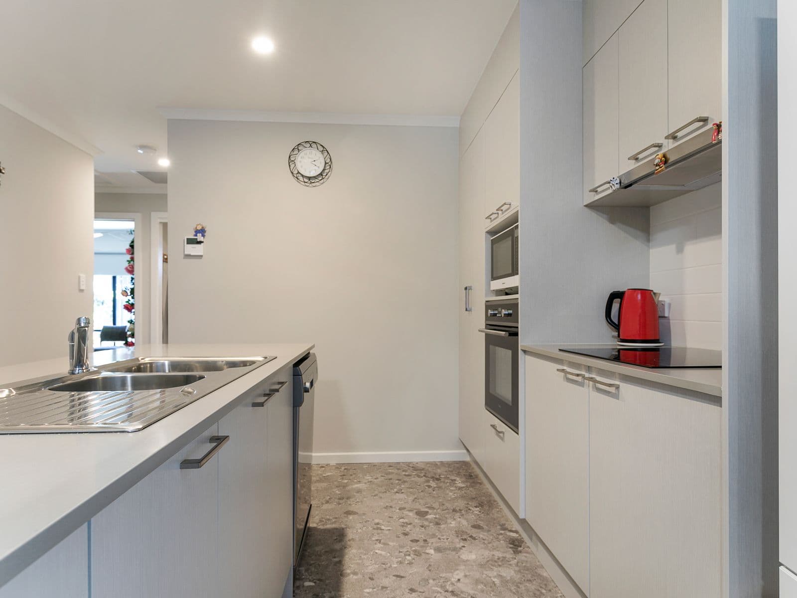 60A Strathaird Boulevard, Smithfield - Thumbnail 5