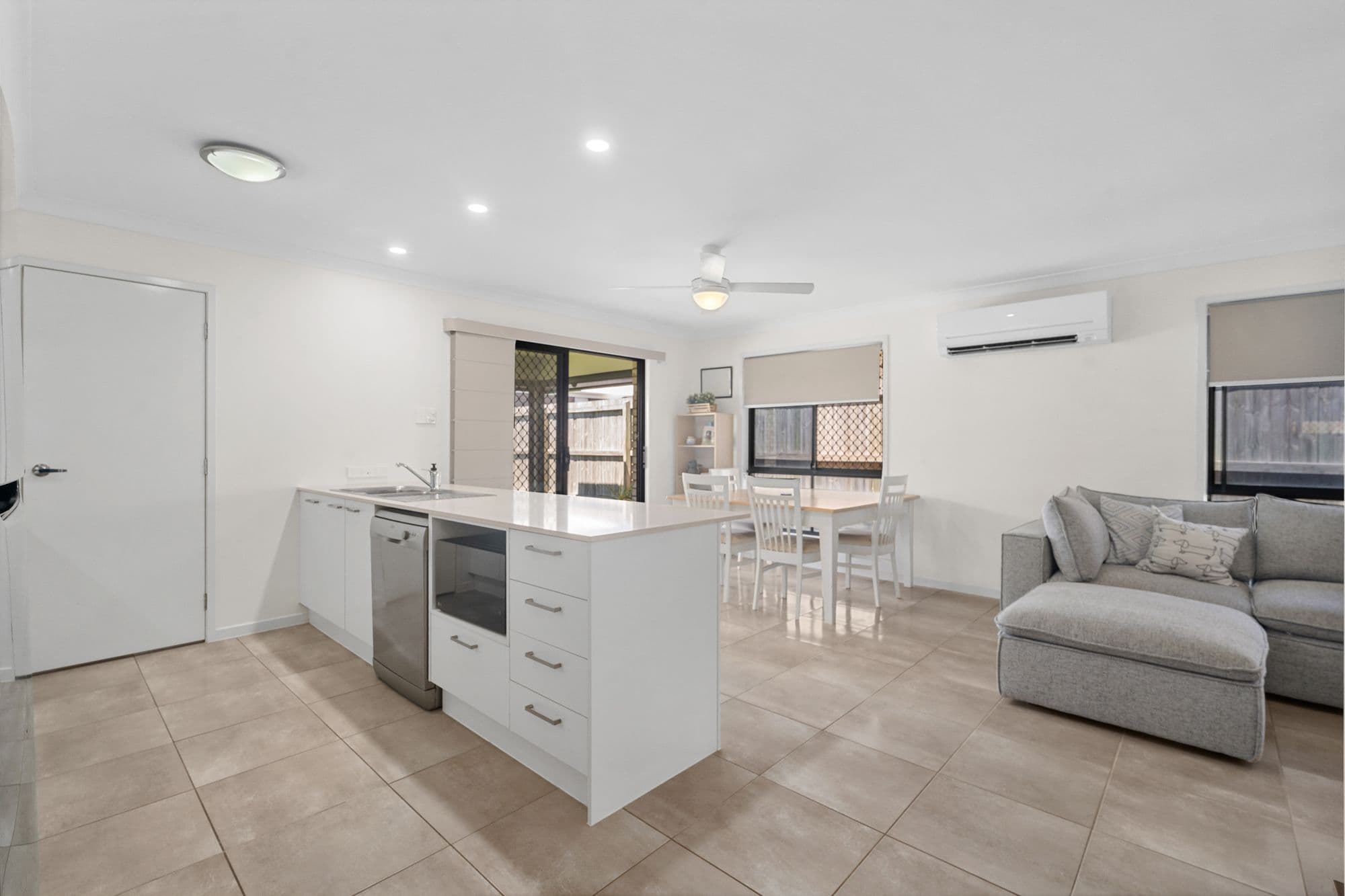 17 Shale Avenue, Logan Reserve QLD 4133, Logan Reserve - Thumbnail 4