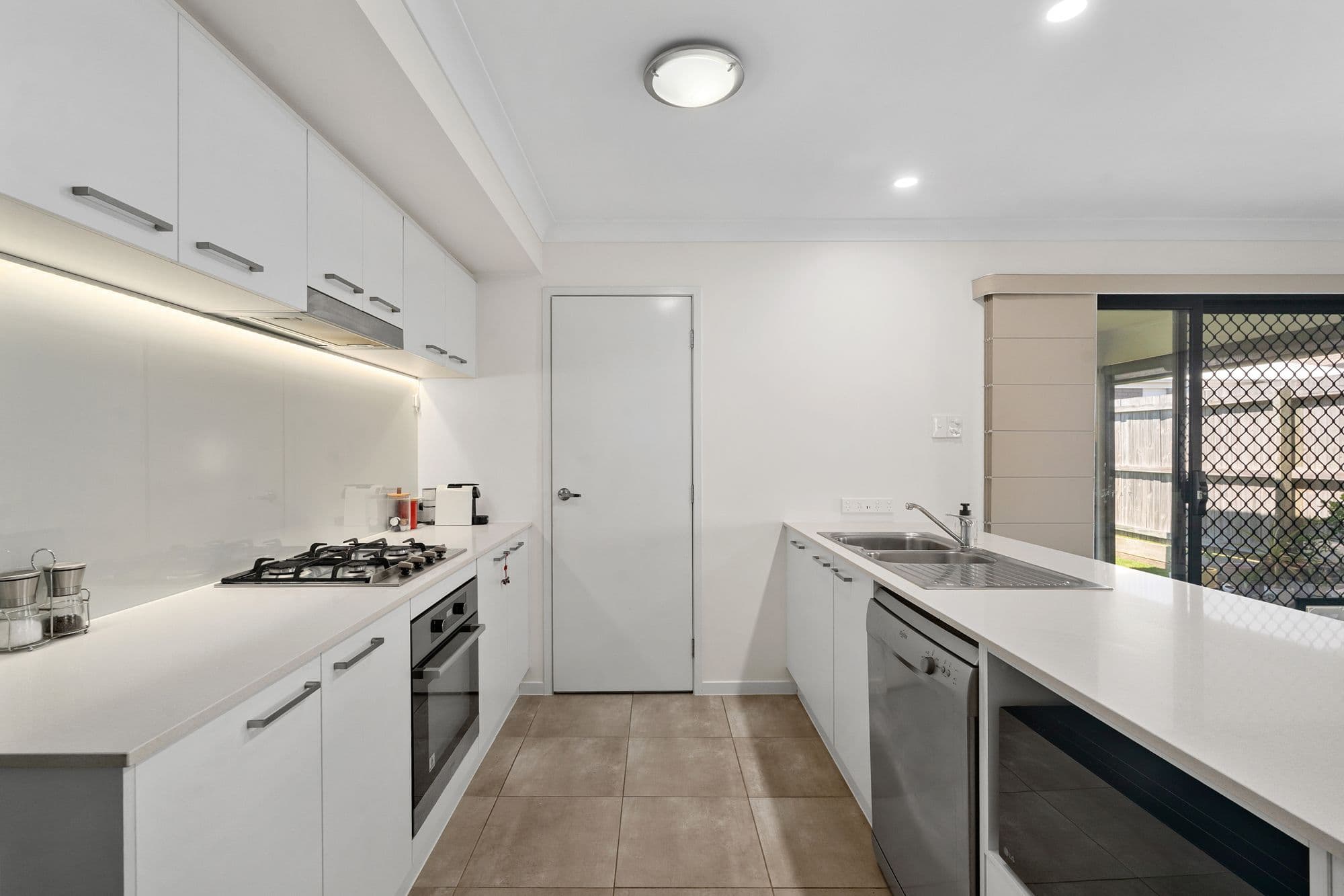 17 Shale Avenue, Logan Reserve QLD 4133, Logan Reserve - Thumbnail 6