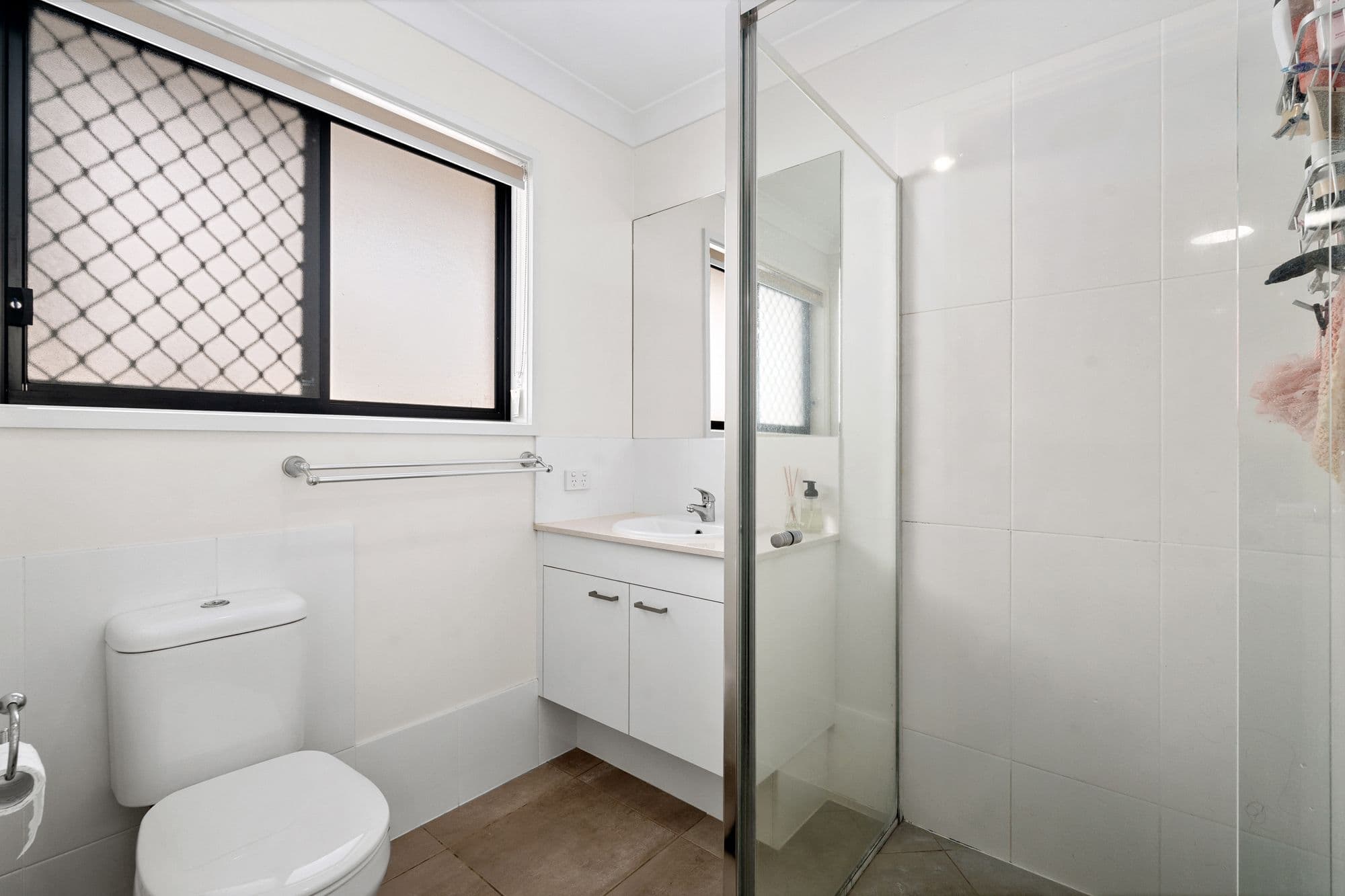 17 Shale Avenue, Logan Reserve QLD 4133, Logan Reserve - Thumbnail 8