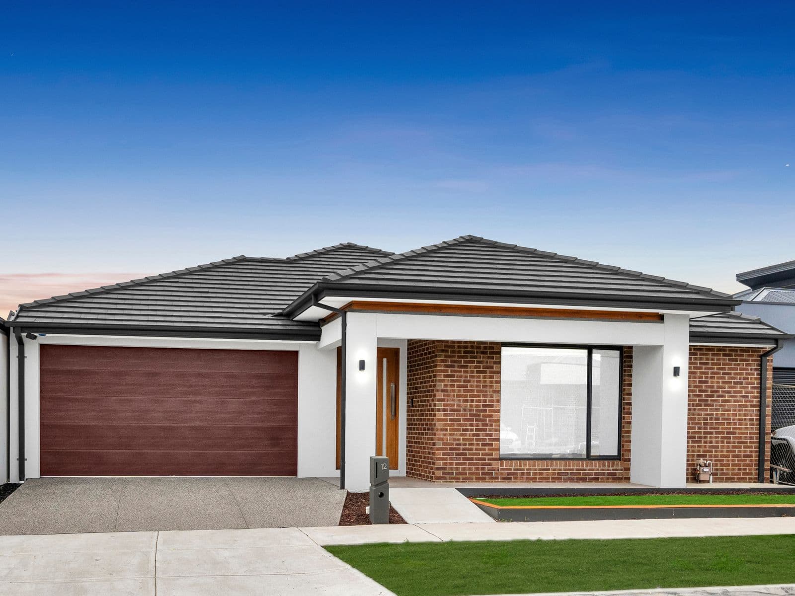 12 Scotty Road, Deanside - Thumbnail 2