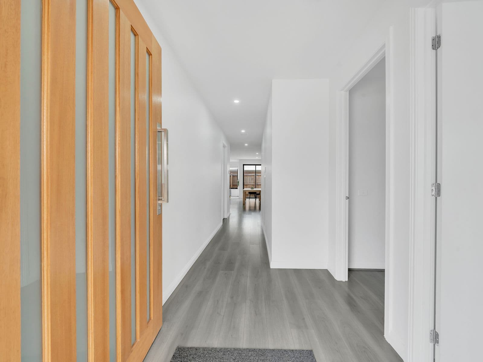 12 Scotty Road, Deanside - Thumbnail 3