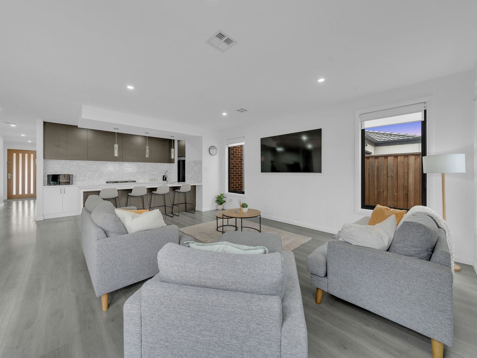 12 Scotty Road, Deanside - Thumbnail 8