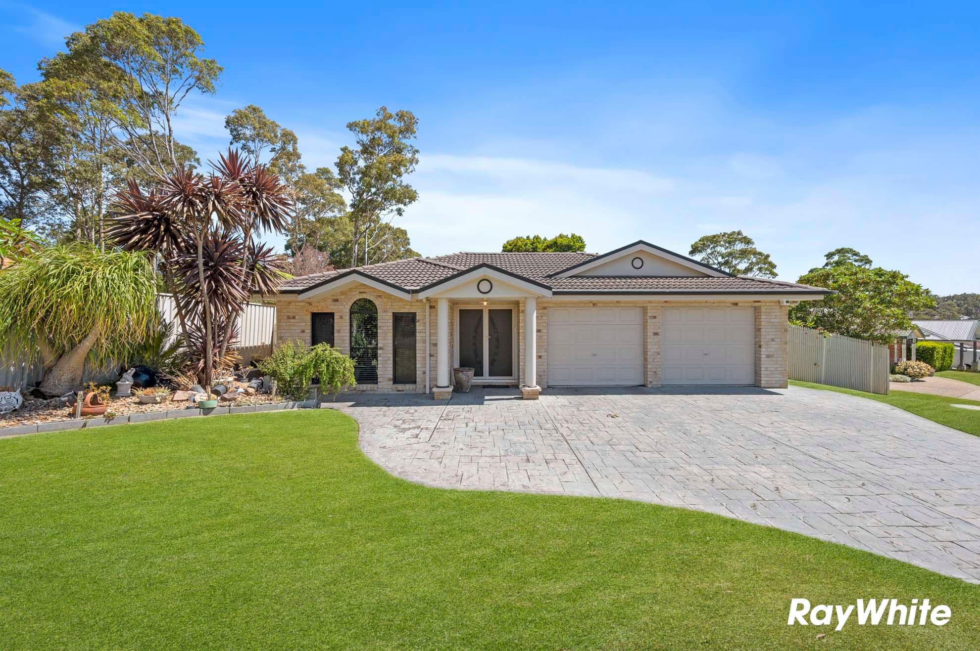 17 Sunshine Bay Road, Sunshine Bay NSW 2536, Sunshine Bay - Image 1