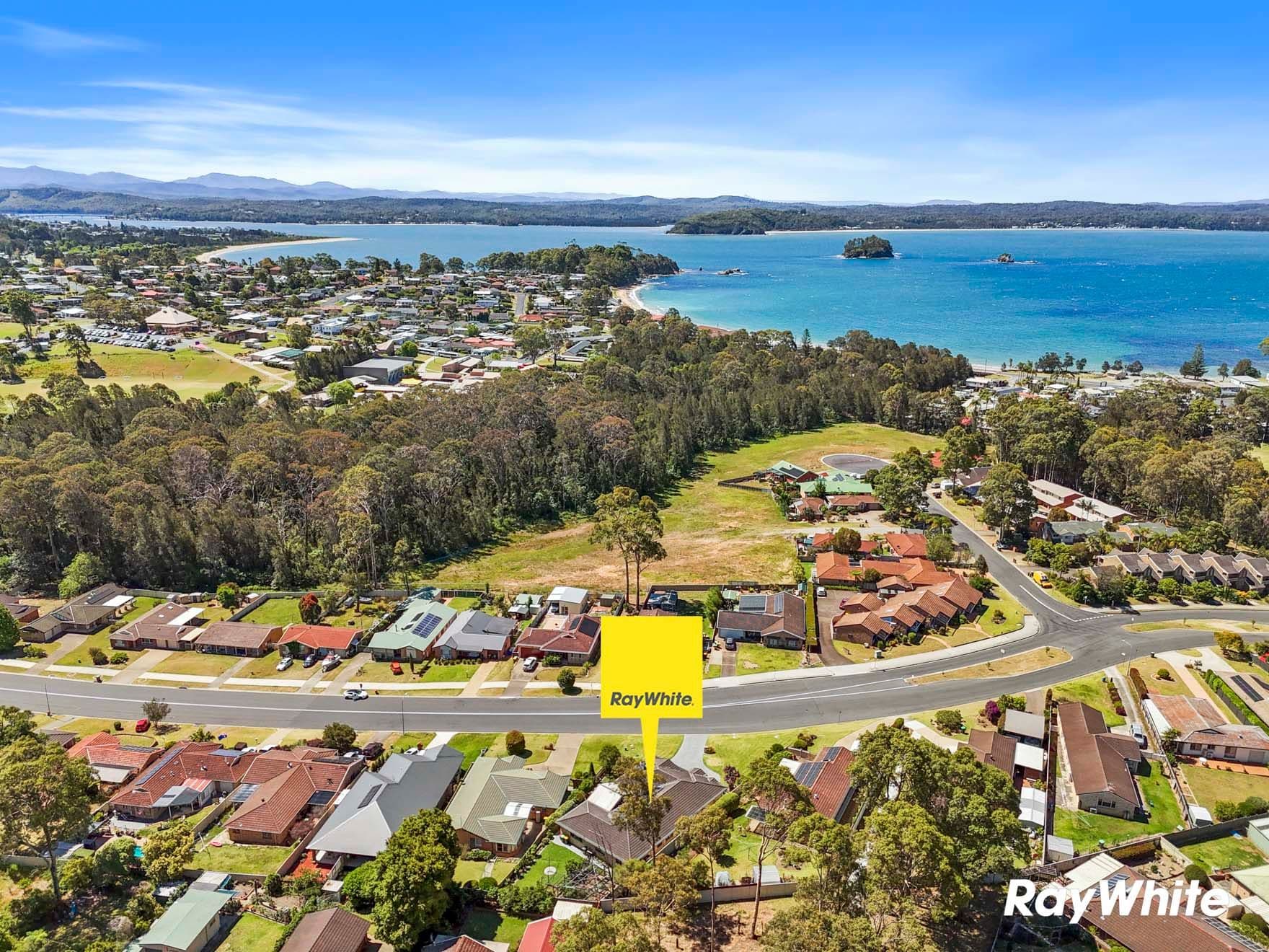 17 Sunshine Bay Road, Sunshine Bay NSW 2536, Sunshine Bay - Thumbnail 2