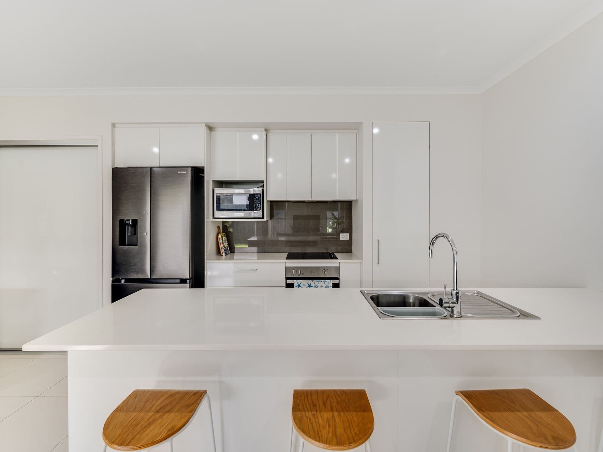 6 Waterway Drive, Birtinya QLD 4575, Birtinya - Thumbnail 4