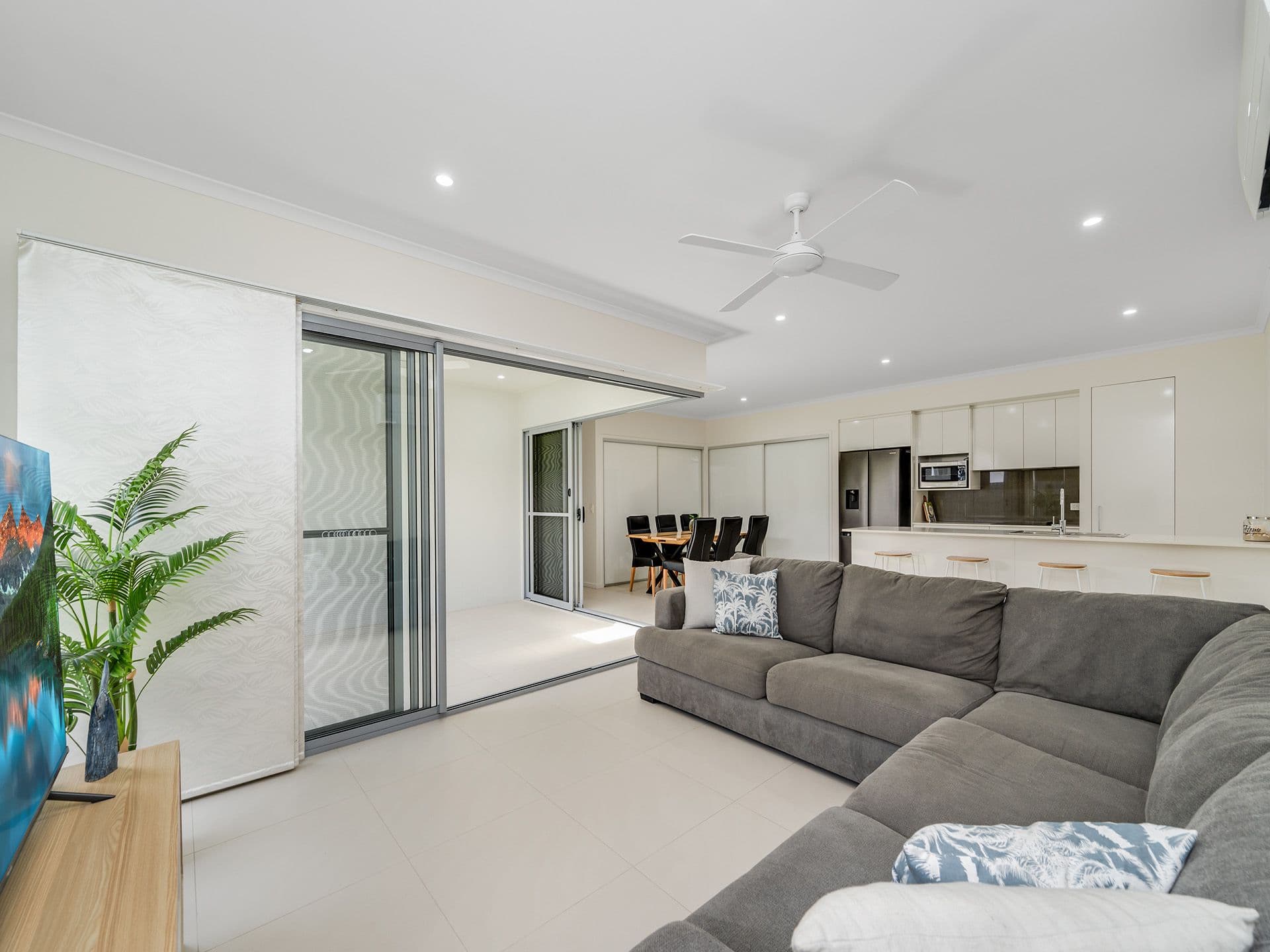 6 Waterway Drive, Birtinya QLD 4575, Birtinya - Thumbnail 8