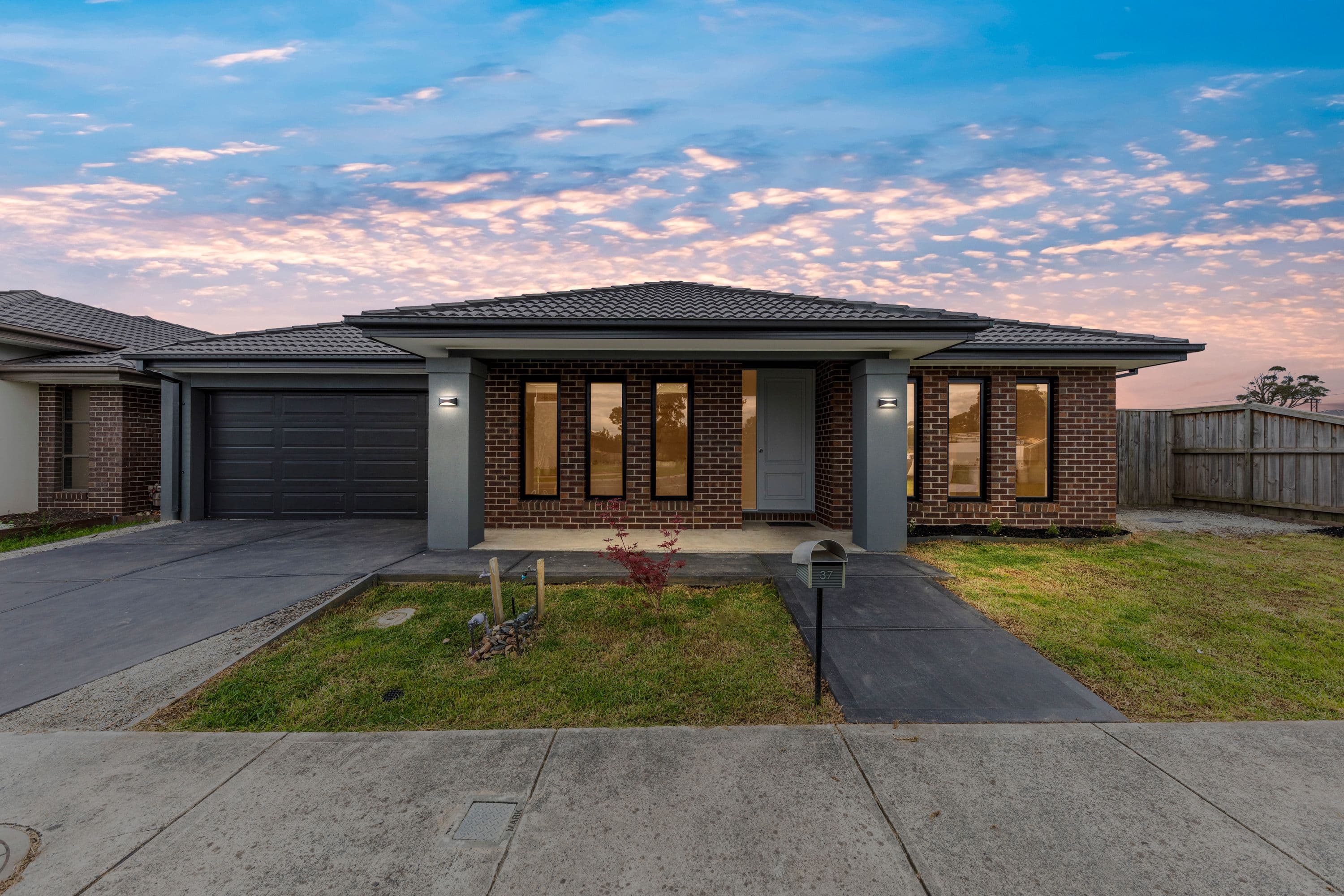 37 Henrietta Avenue, Officer VIC 3809, Officer - Image 1