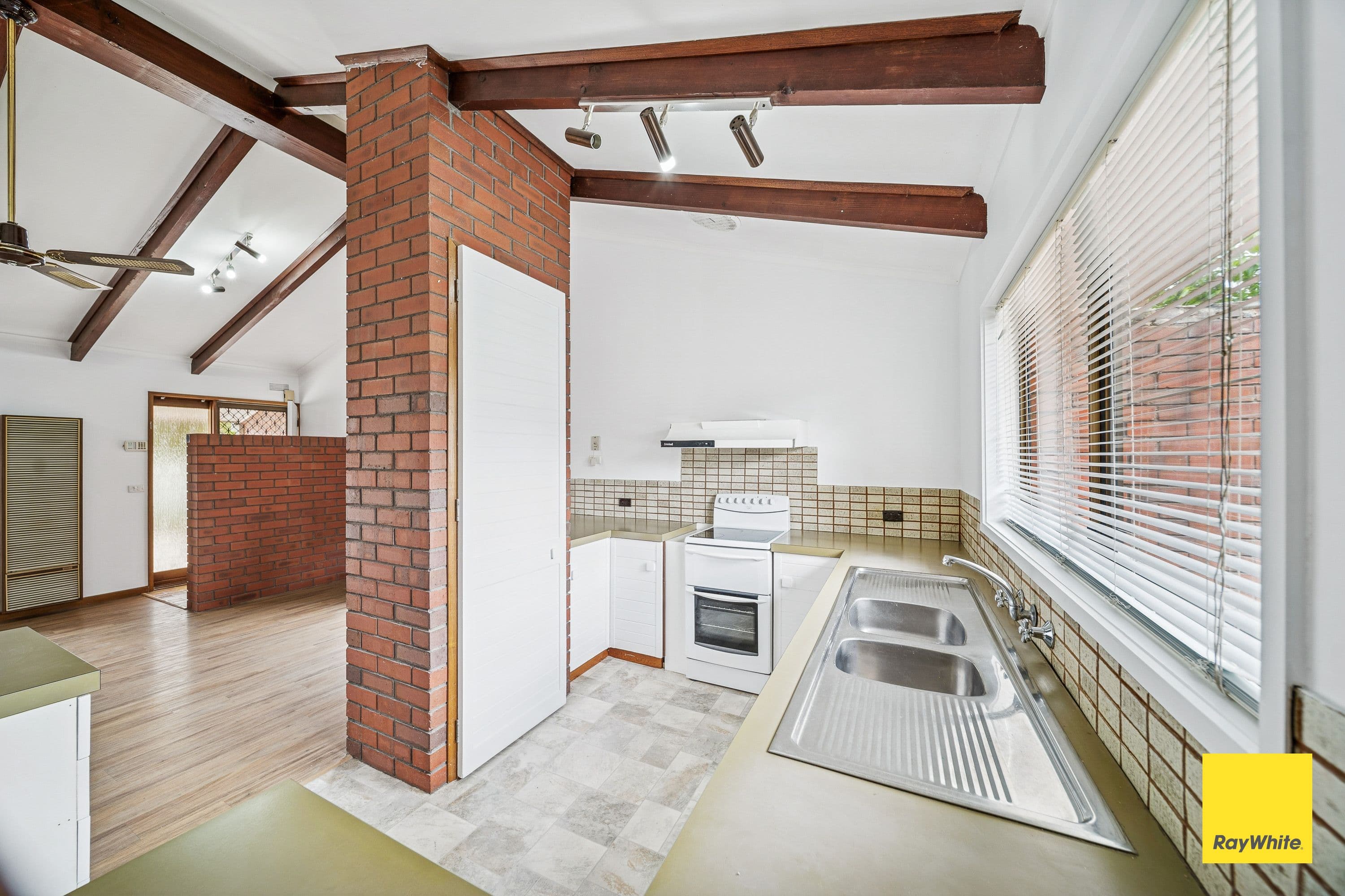 201 St Aidans Road, Kennington VIC 3550, Kennington - Thumbnail 6