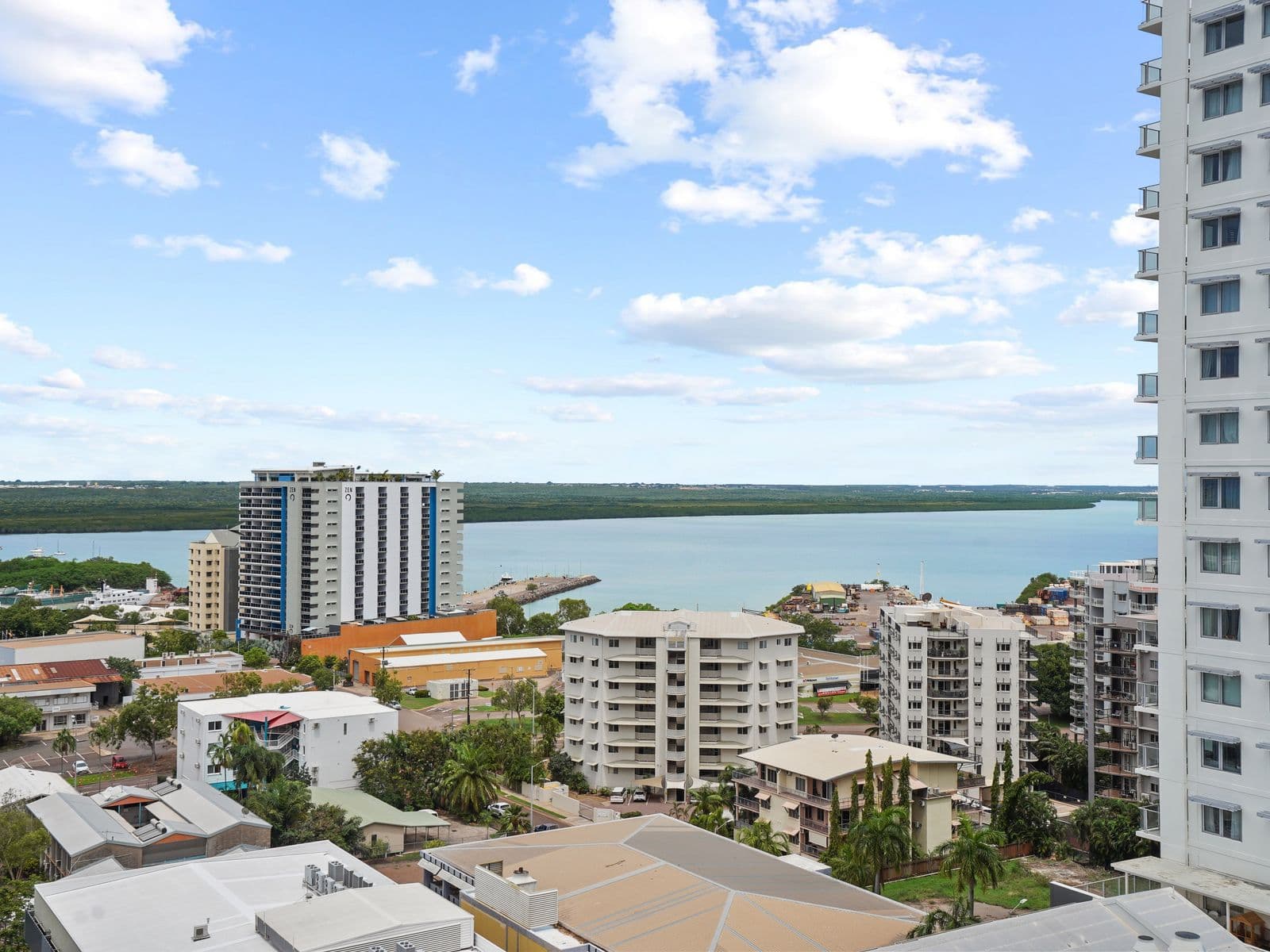43B Knuckey Street, Darwin City - Thumbnail 2