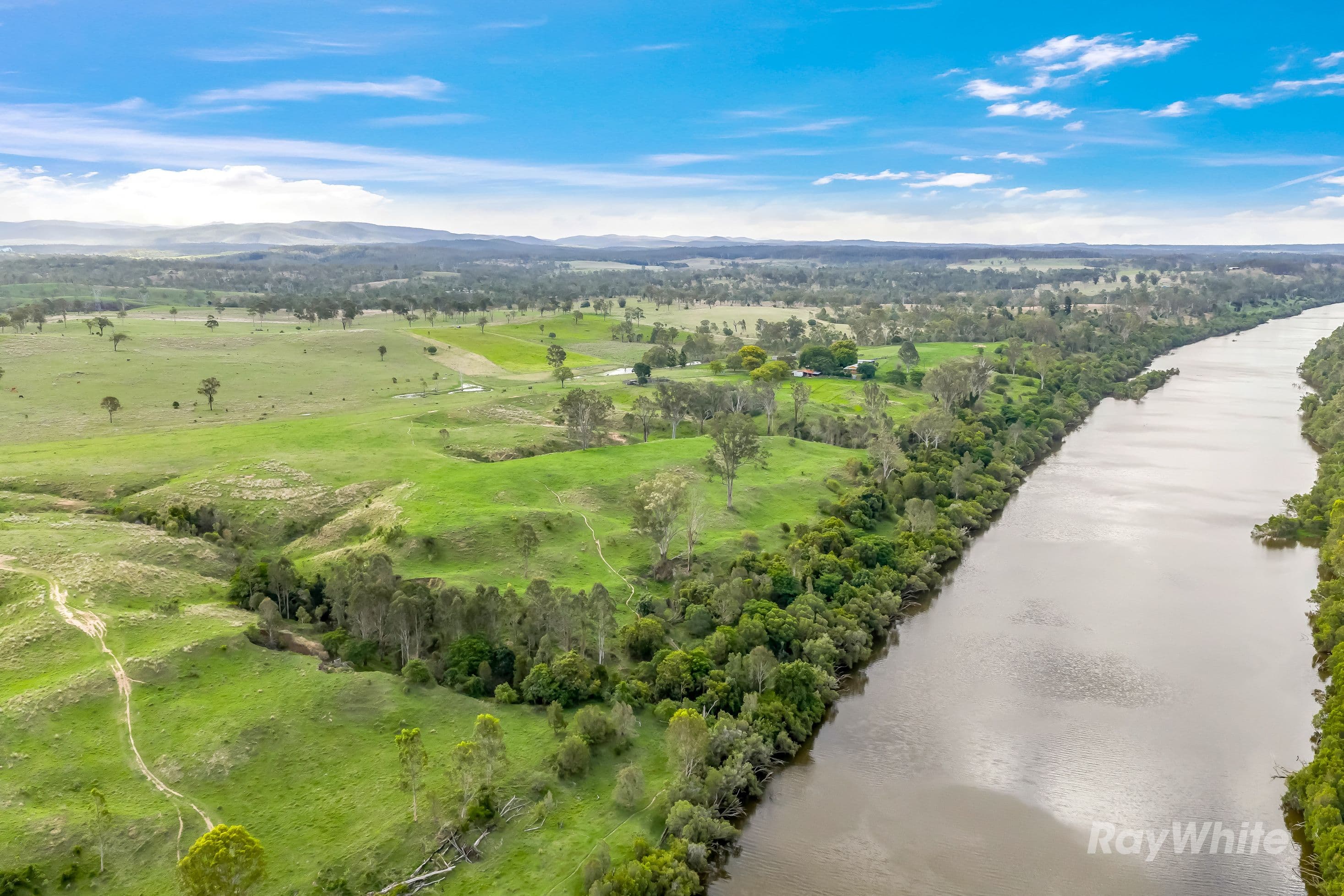 595 Walla Road, Morganville - Thumbnail 4