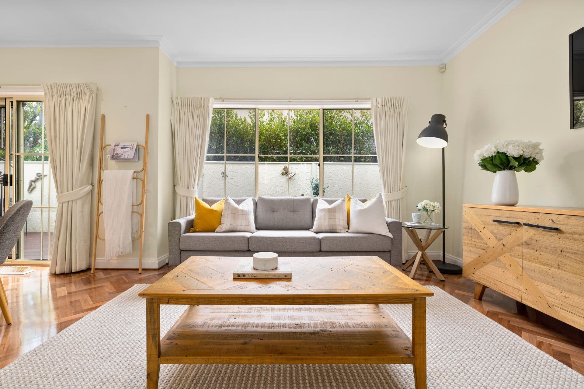 21 Charles Street, Mount Waverley VIC 3149, Mount Waverley - Thumbnail 3