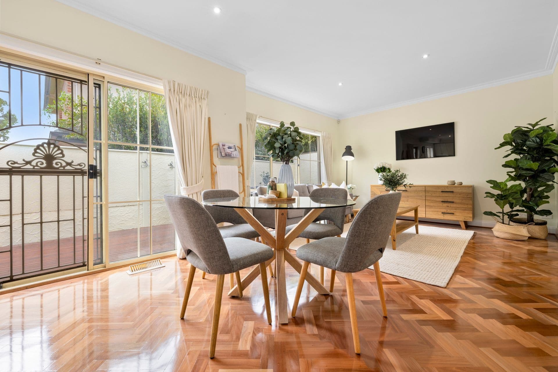 21 Charles Street, Mount Waverley VIC 3149, Mount Waverley - Thumbnail 4
