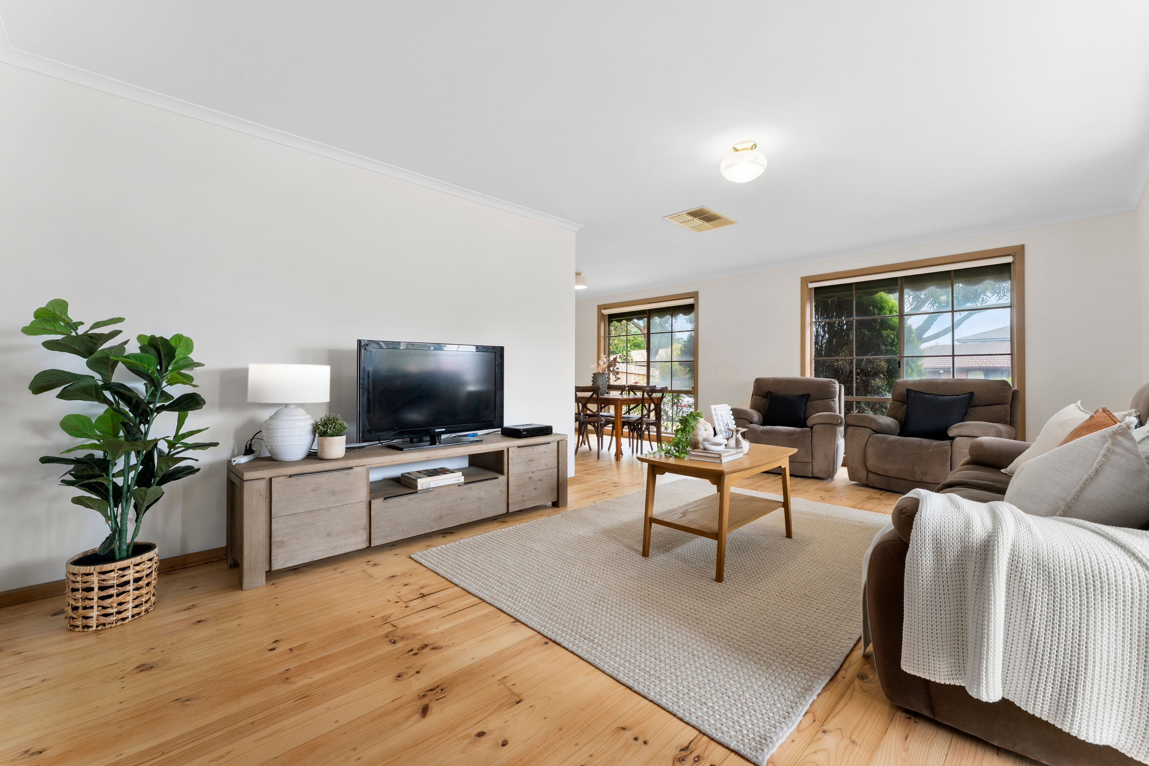 17 Armistan Crescent, Chelsea Heights VIC 3196, Chelsea Heights - Thumbnail 2
