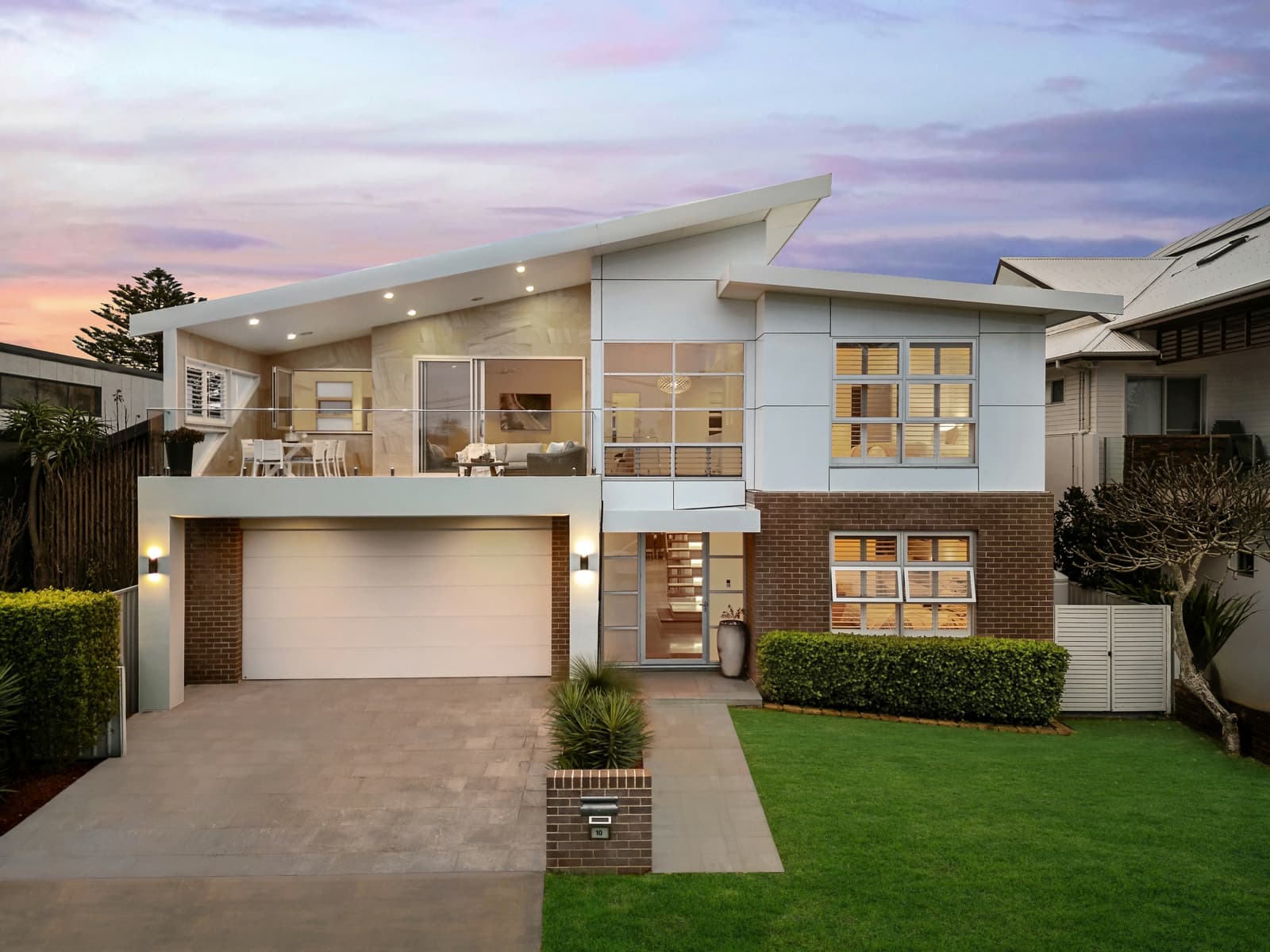 10 Binburra Avenue,Toowoon Bay, Toowoon Bay - Thumbnail 2