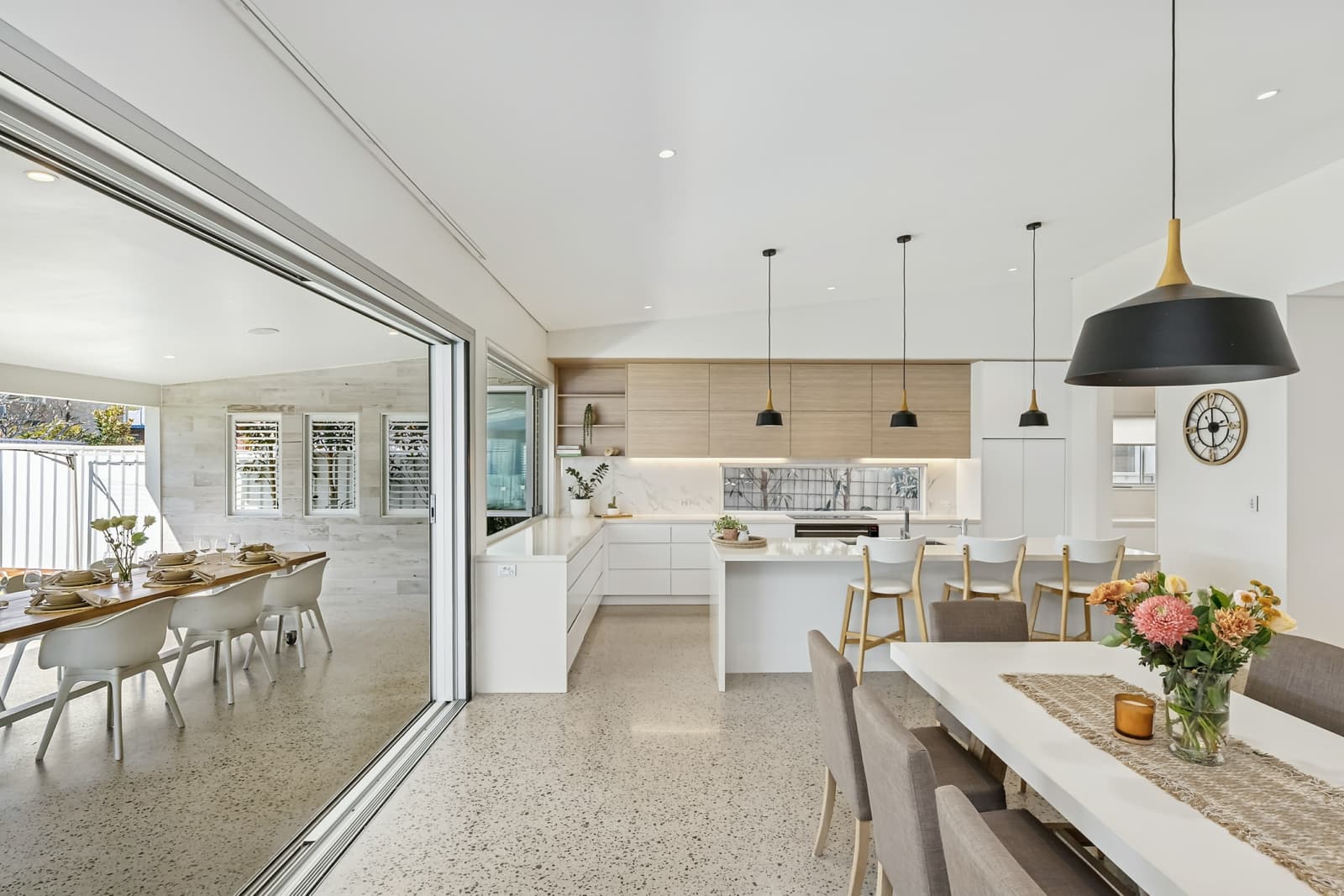 10 Binburra Avenue,Toowoon Bay, Toowoon Bay - Thumbnail 4