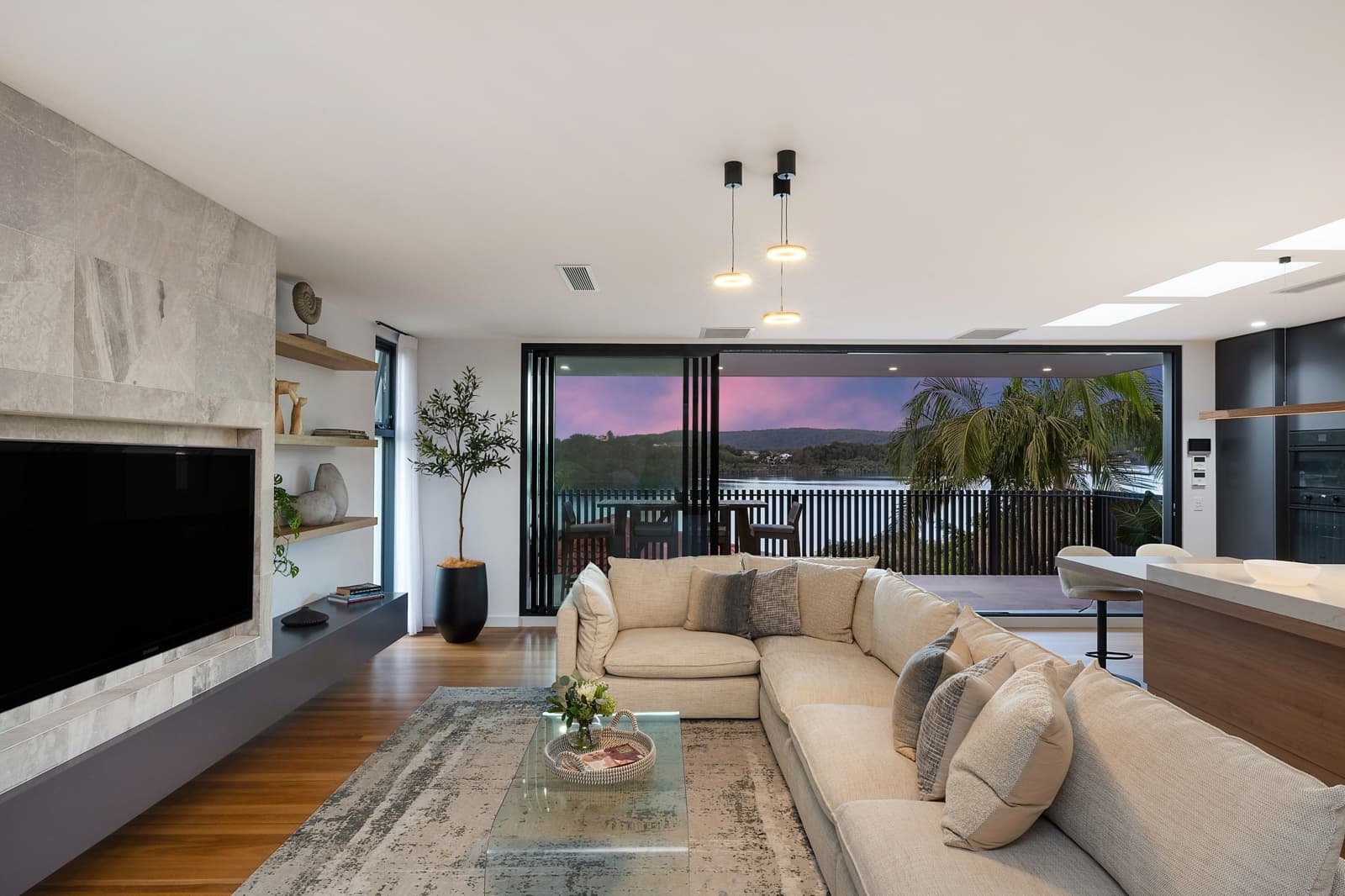 137A Albany Street,Point Frederick, Point Frederick - Image 1