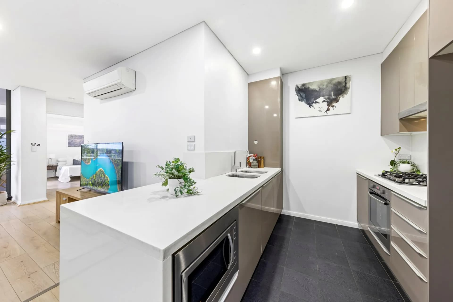 211/56-58 Walker Street, Rhodes, NSW, Rhodes - Thumbnail 7
