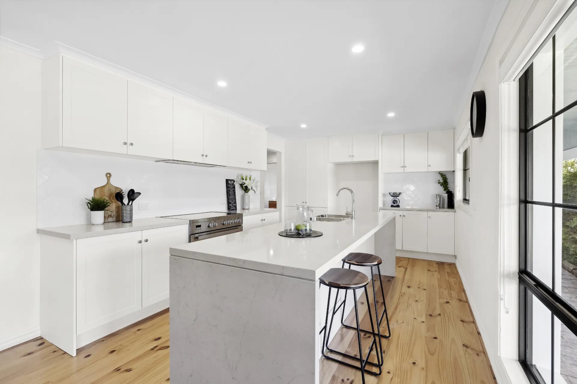 80 High Street, Trentham., Trentham - Image 1