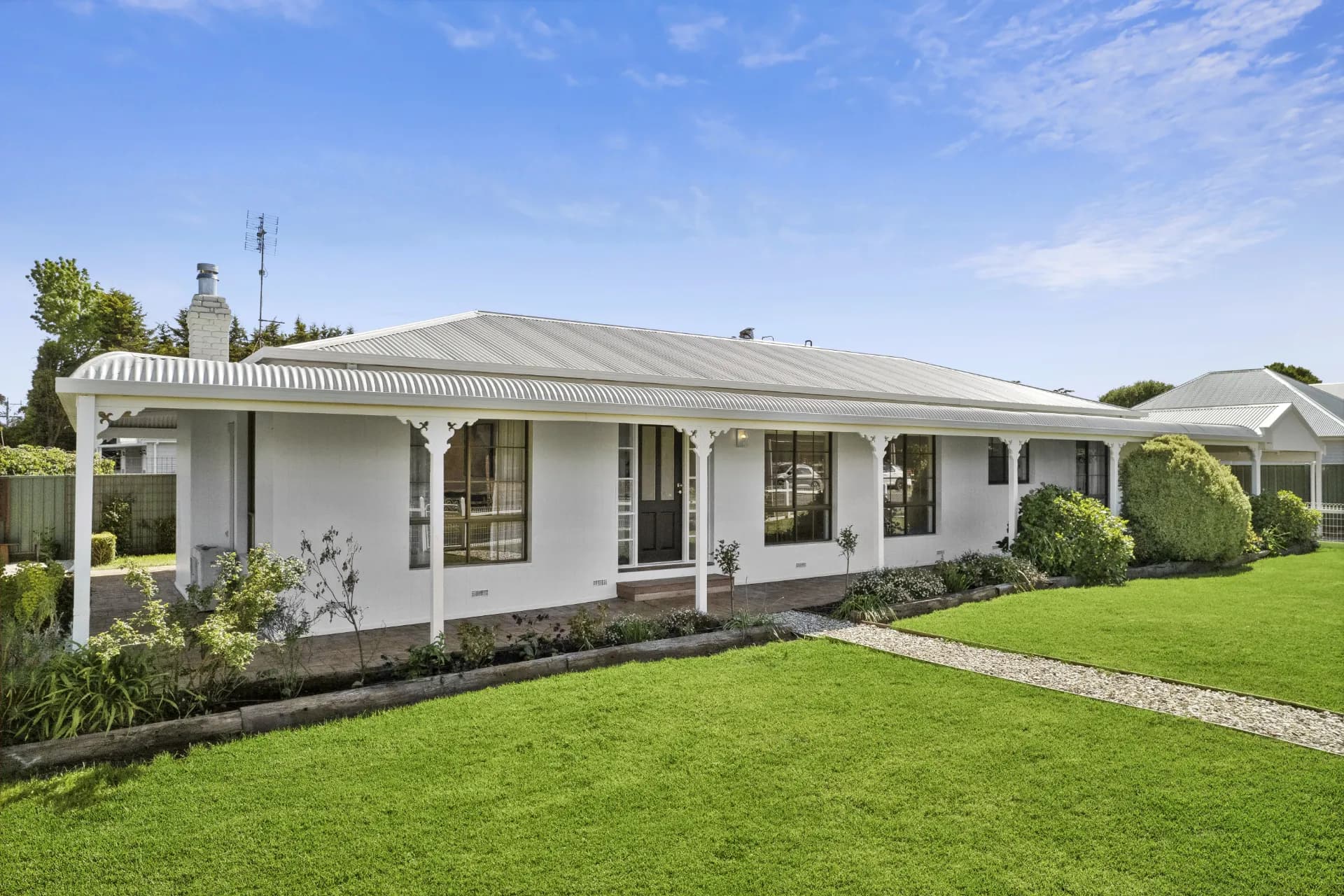 80 High Street, Trentham., Trentham - Thumbnail 2