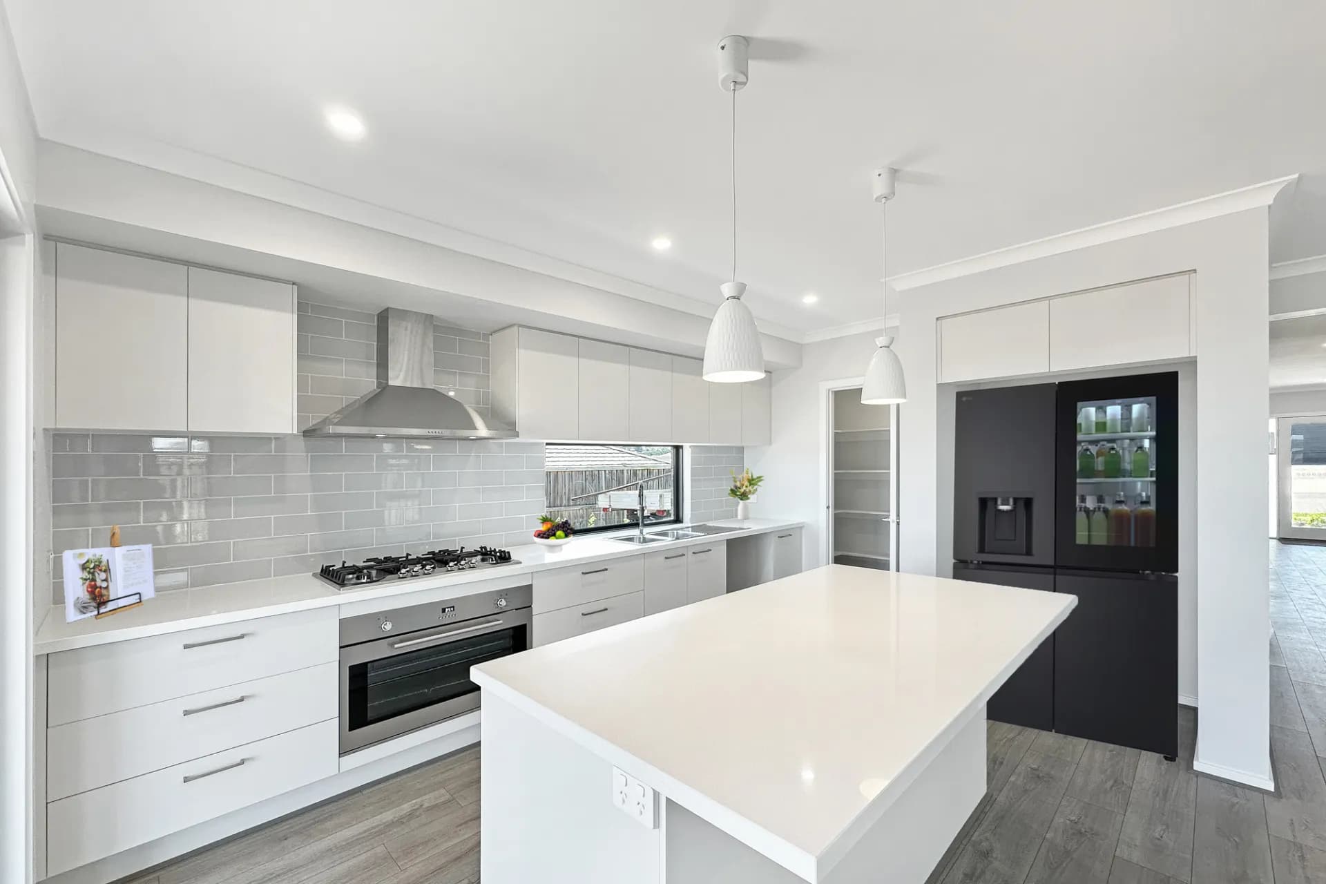 26 Kendal Avenue, Warragul, VIC, Warragul - Thumbnail 3