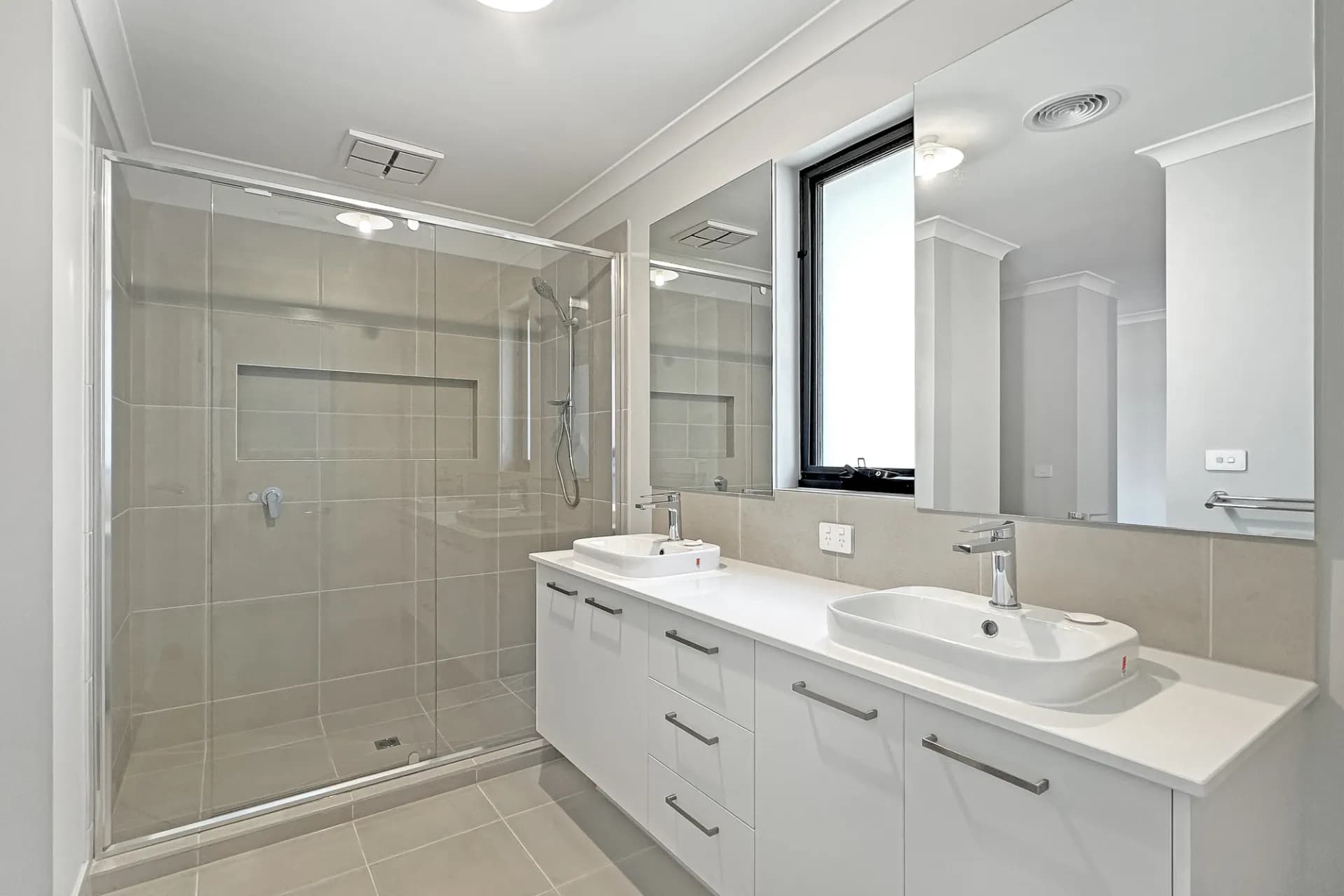 26 Kendal Avenue, Warragul, VIC, Warragul - Thumbnail 8