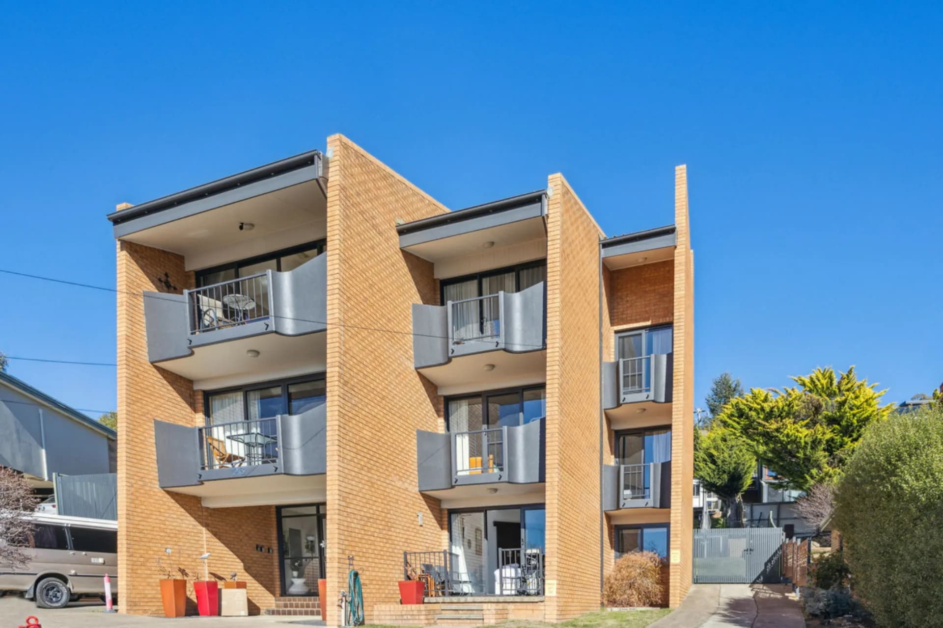 1/26 Bogong Street, Jindabyne, NSW, Jindabyne - Thumbnail 2
