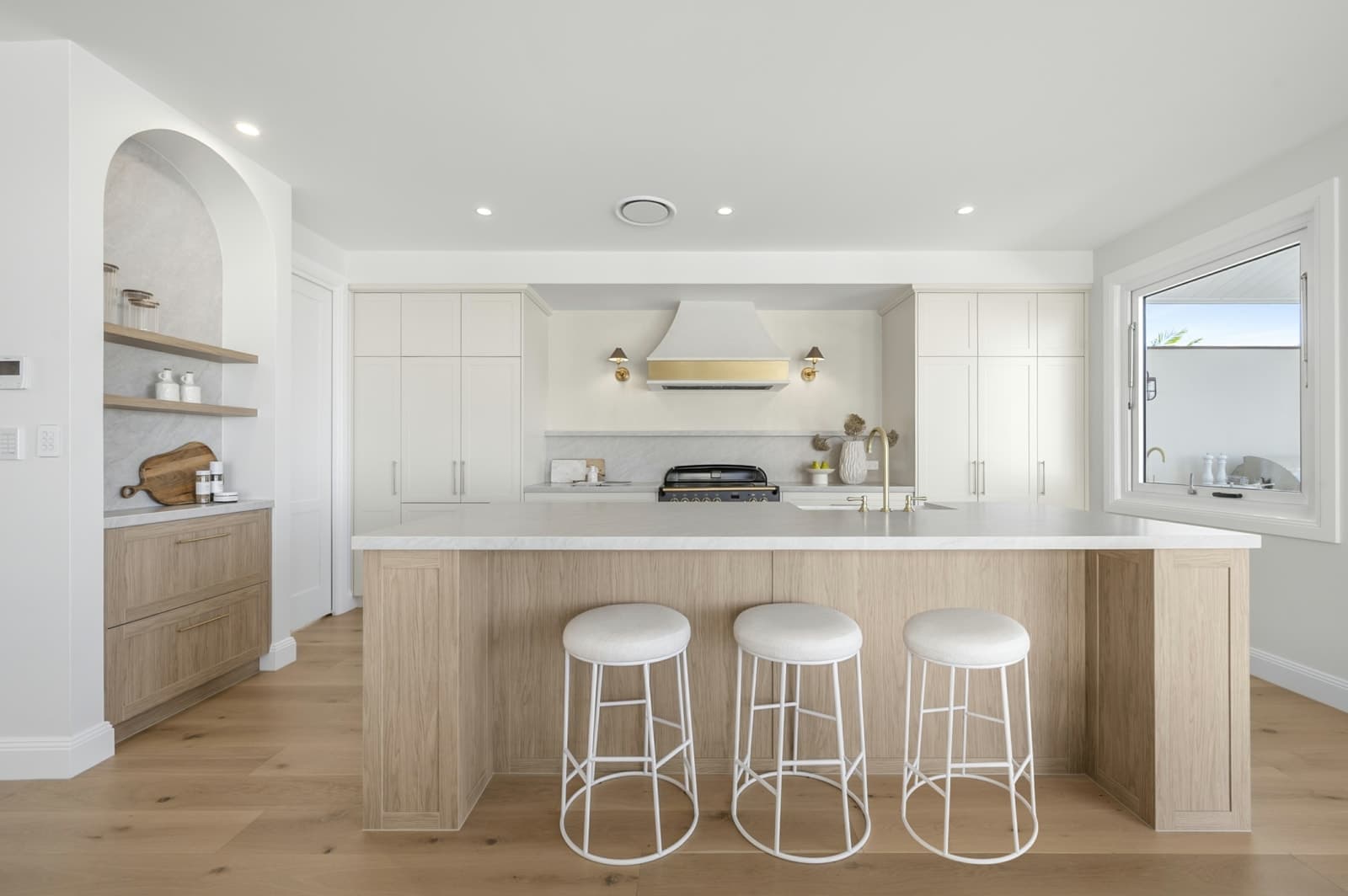 52 Southern Cross Parade, SUNRISE BEACH, Sunrise Beach - Thumbnail 3