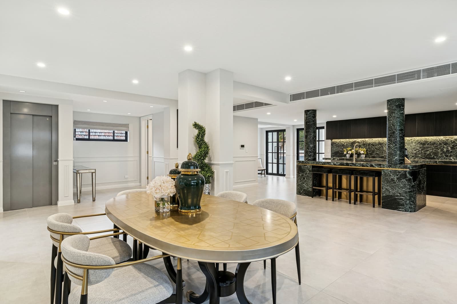 43 Monterey Street,Monterey, Monterey - Thumbnail 4