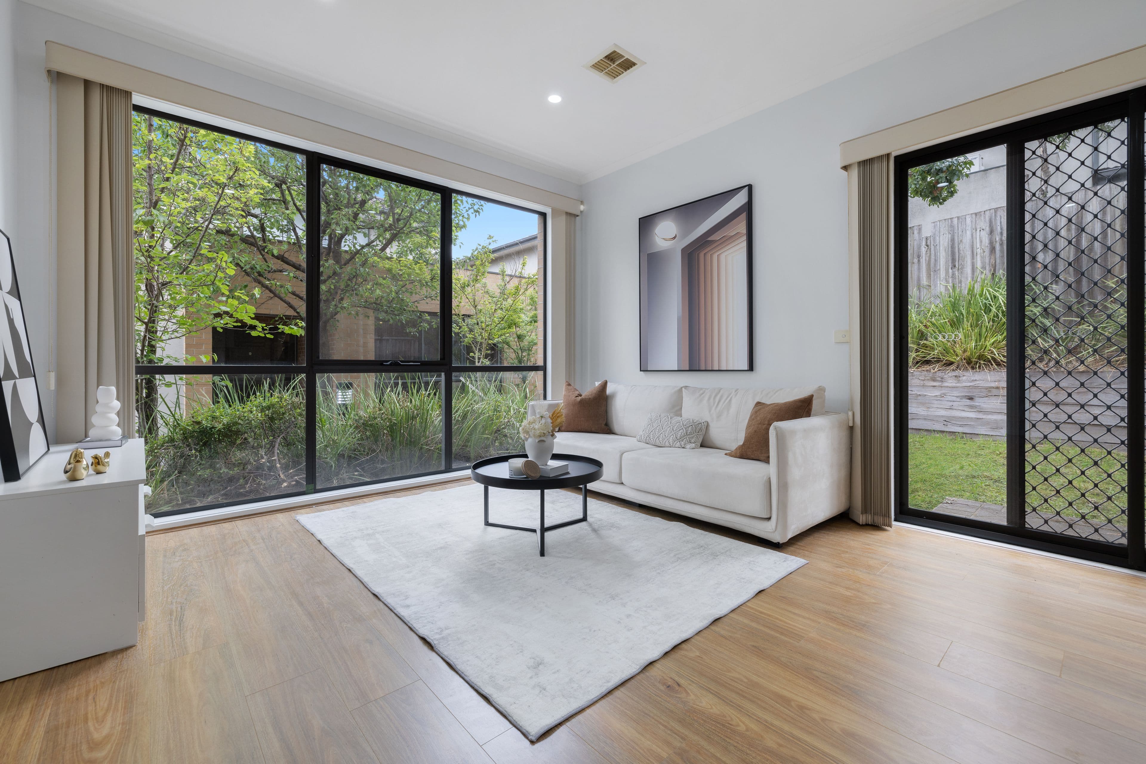 40 Highclere Avenue, Mount Waverley VIC 3149, Mount Waverley - Thumbnail 3