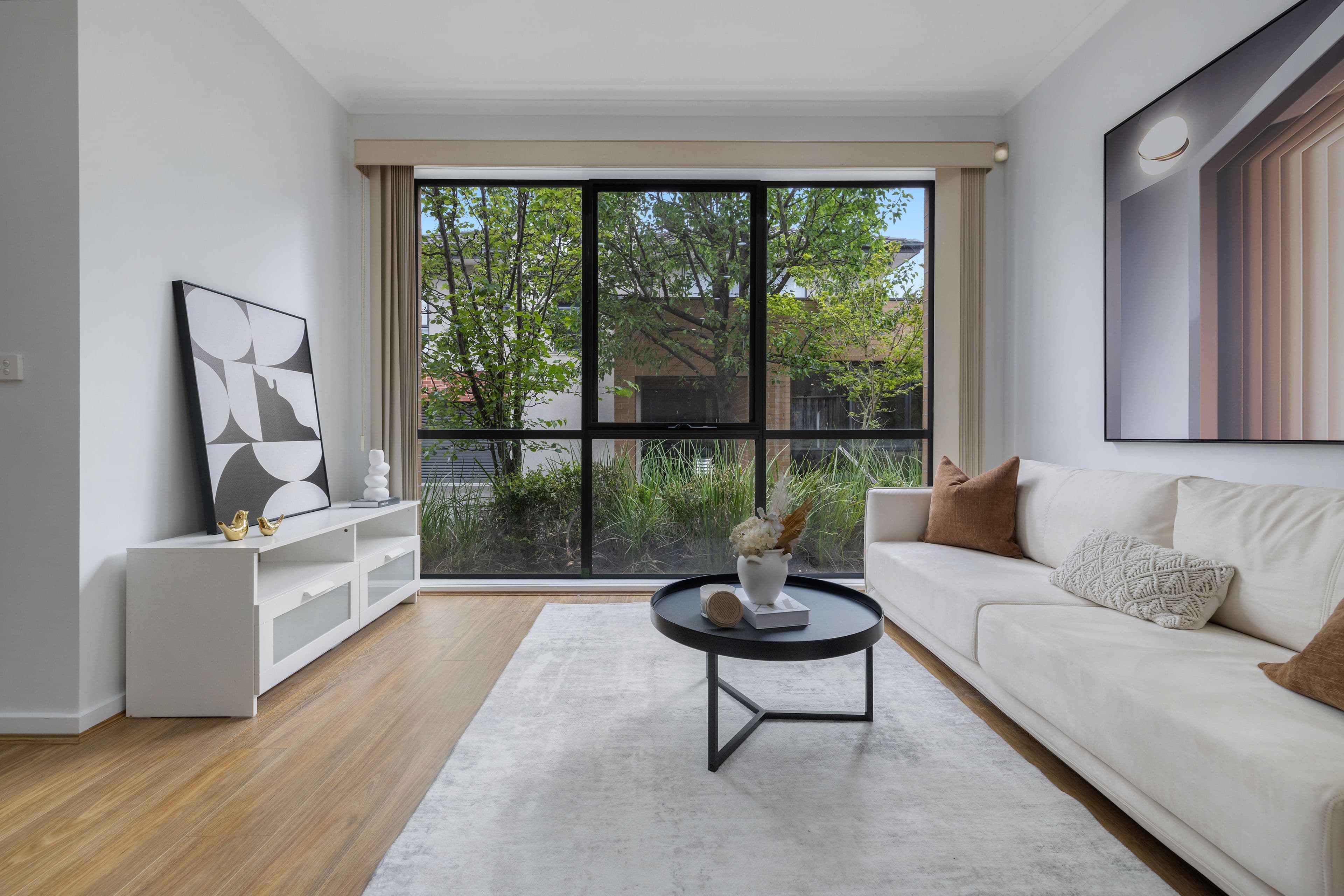 40 Highclere Avenue, Mount Waverley VIC 3149, Mount Waverley - Thumbnail 4