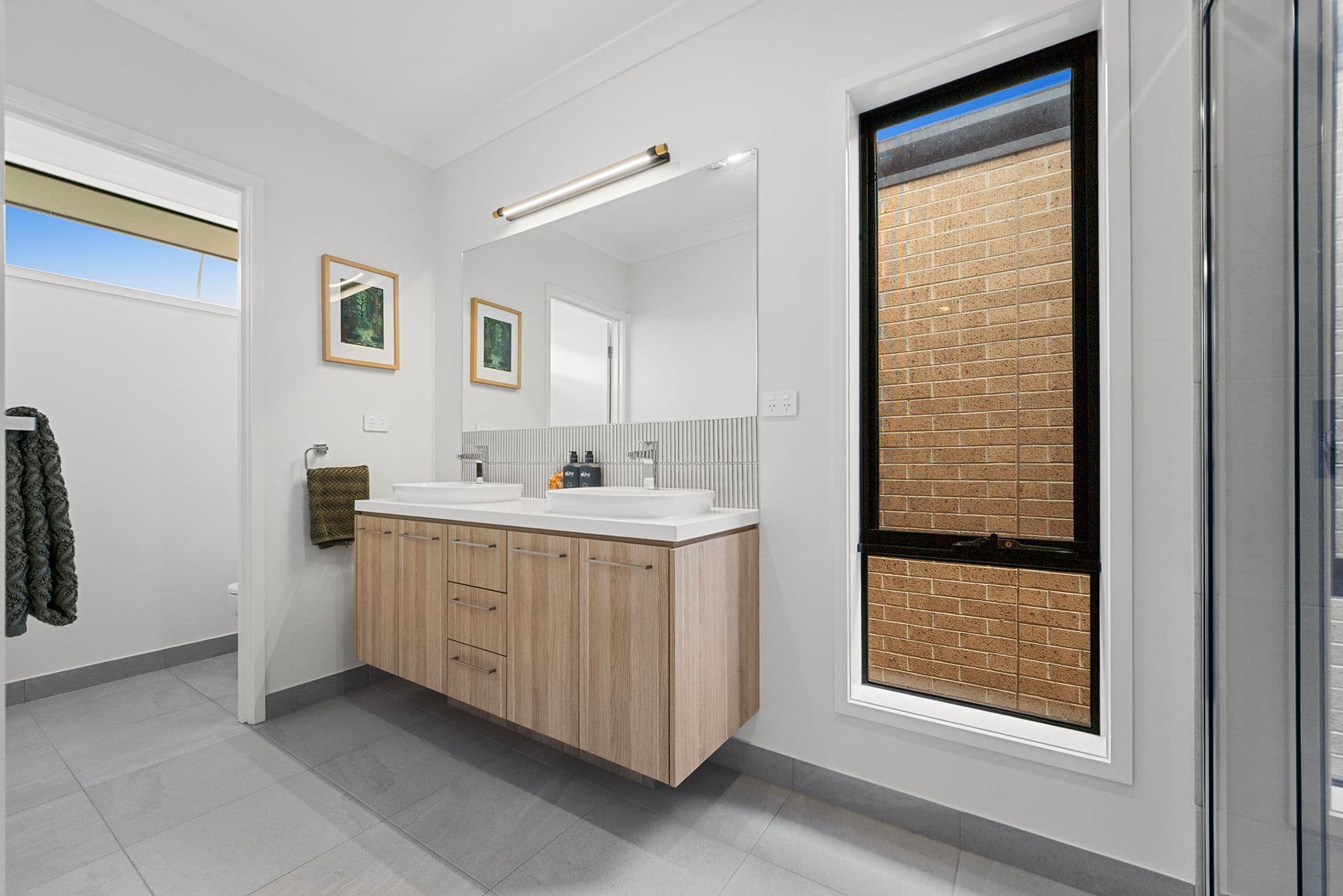 195 Brookwater Parade, Lyndhurst VIC 3975, Lyndhurst - Thumbnail 3