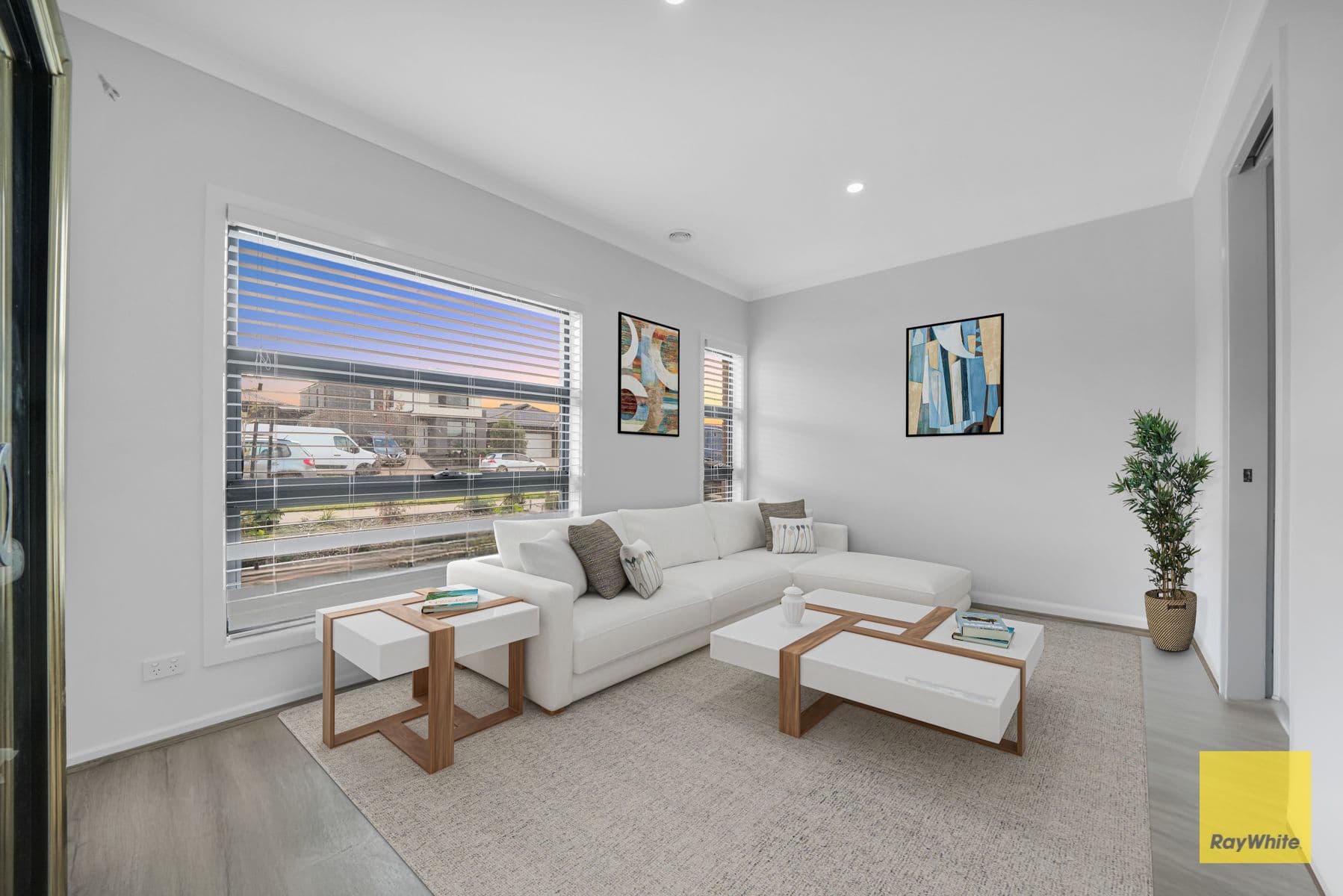 39 Litoria Drive, DEANSIDE VIC 3336, Deanside - Thumbnail 4