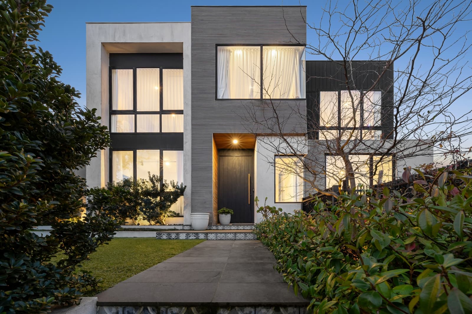 9 Gramatan Avenue, Beaumaris - Image 1